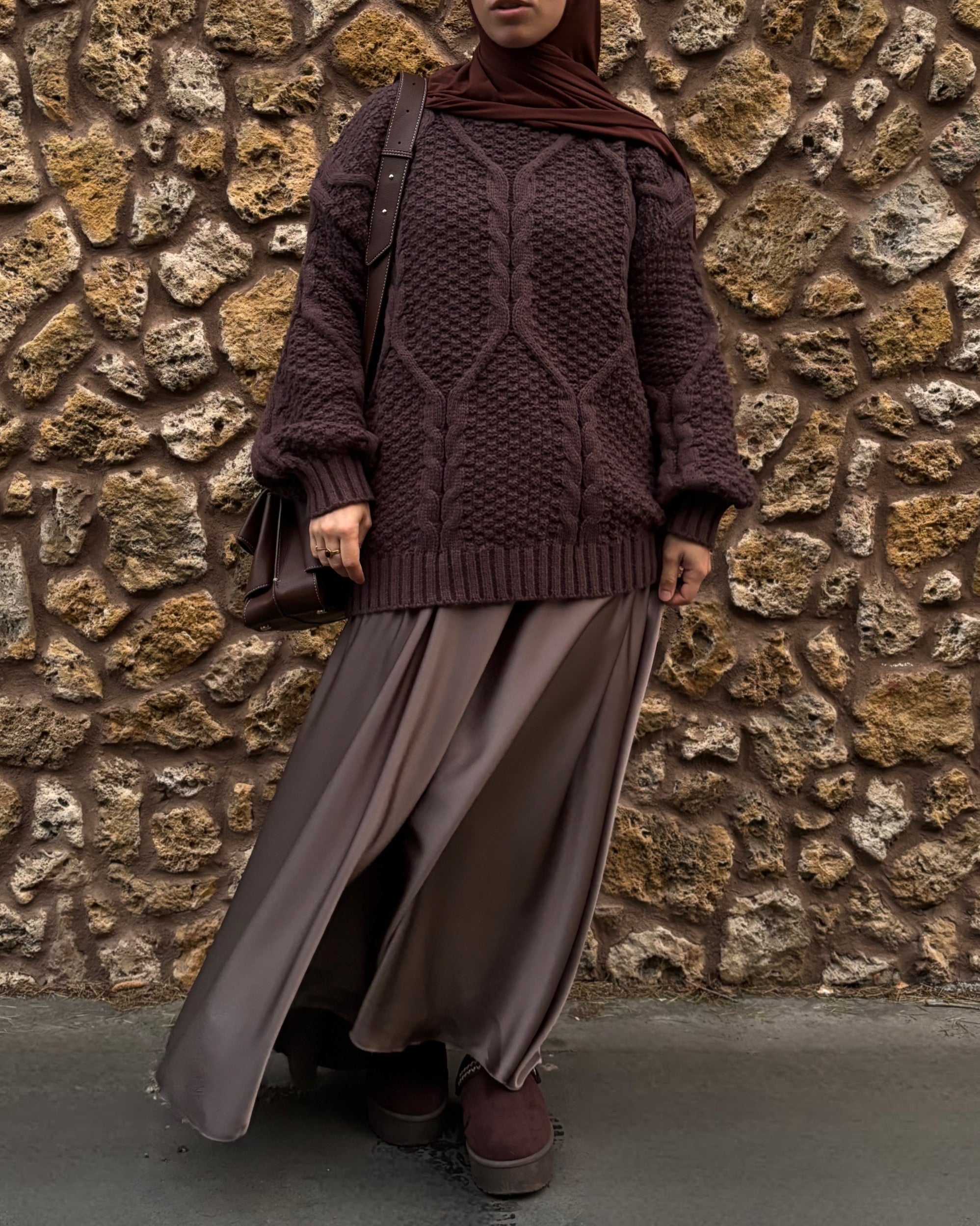 Pull Maille Texturé Marron Glacé – Élégance & Chaleur Modeste