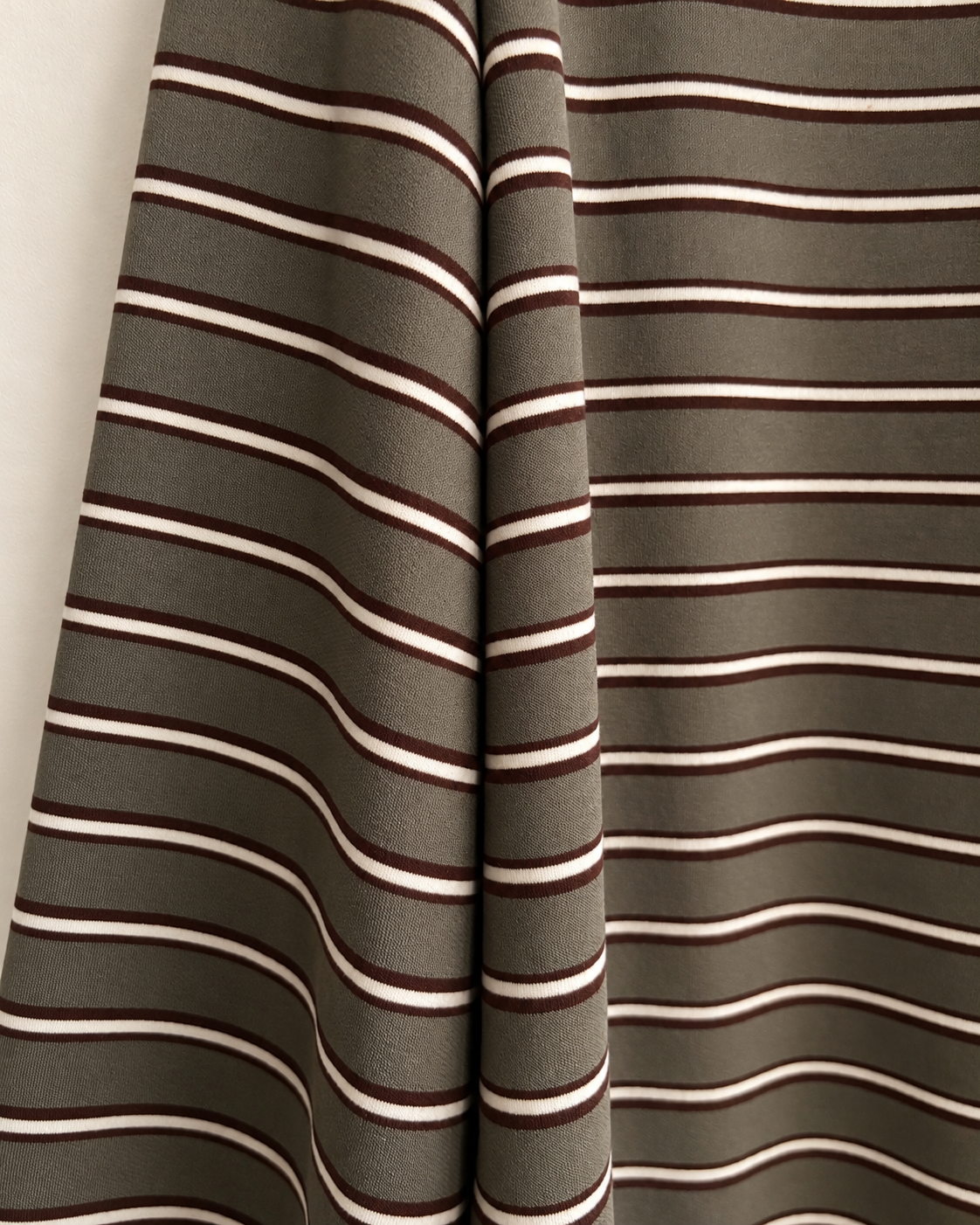 Tee-shirt long oversize à rayures – Manches longues