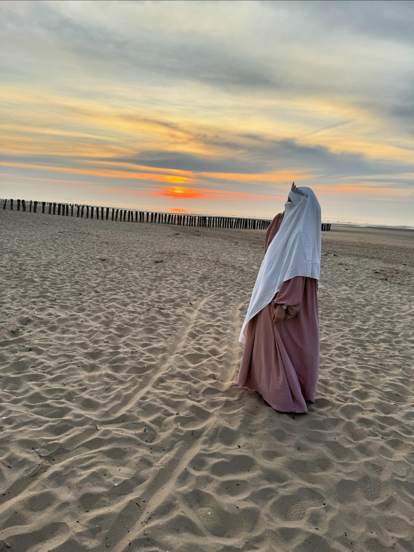 Abaya Naïla Tall pour sœur 1m80