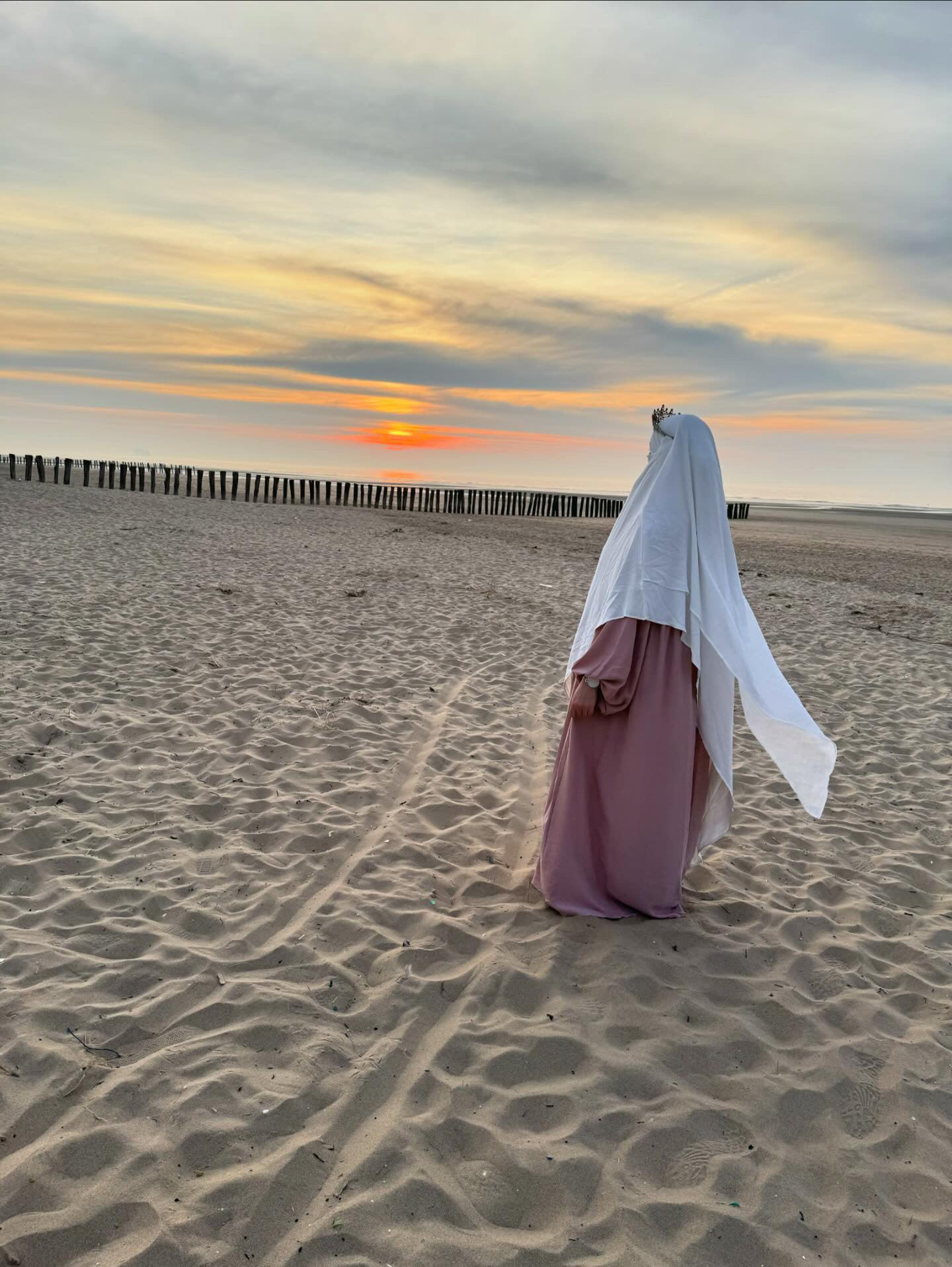 Abaya Naïla Tall pour sœur 1m80