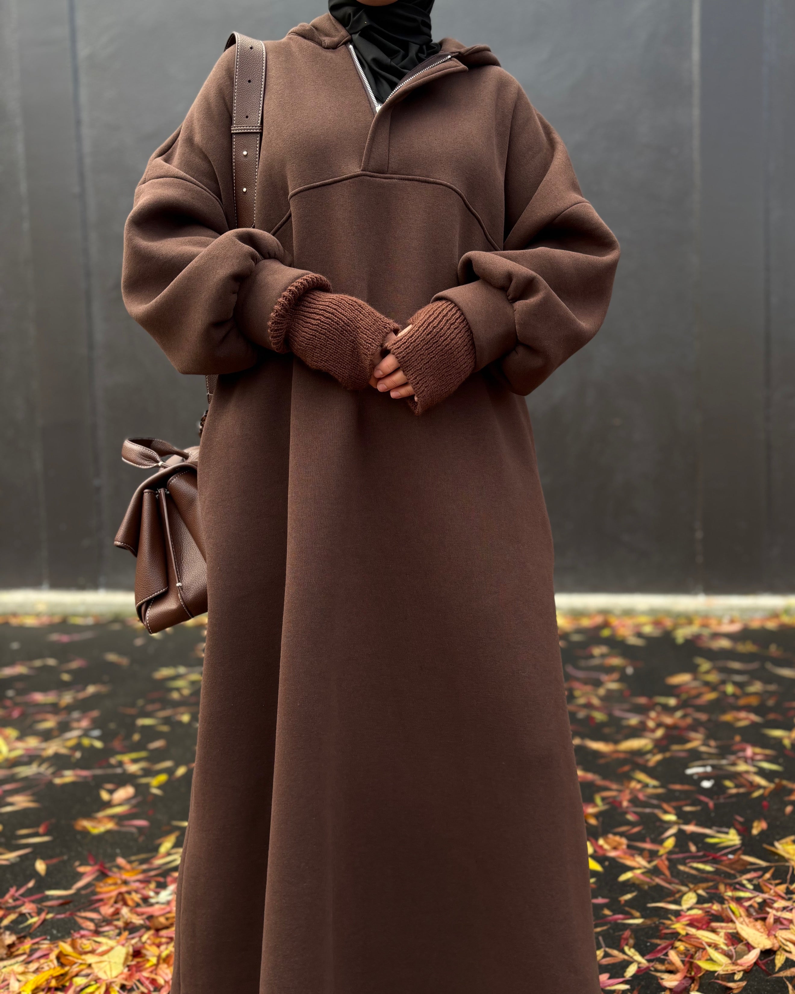 Sweat Maxi Moltonné Oversize – L’abaya pull cocooning de la saison