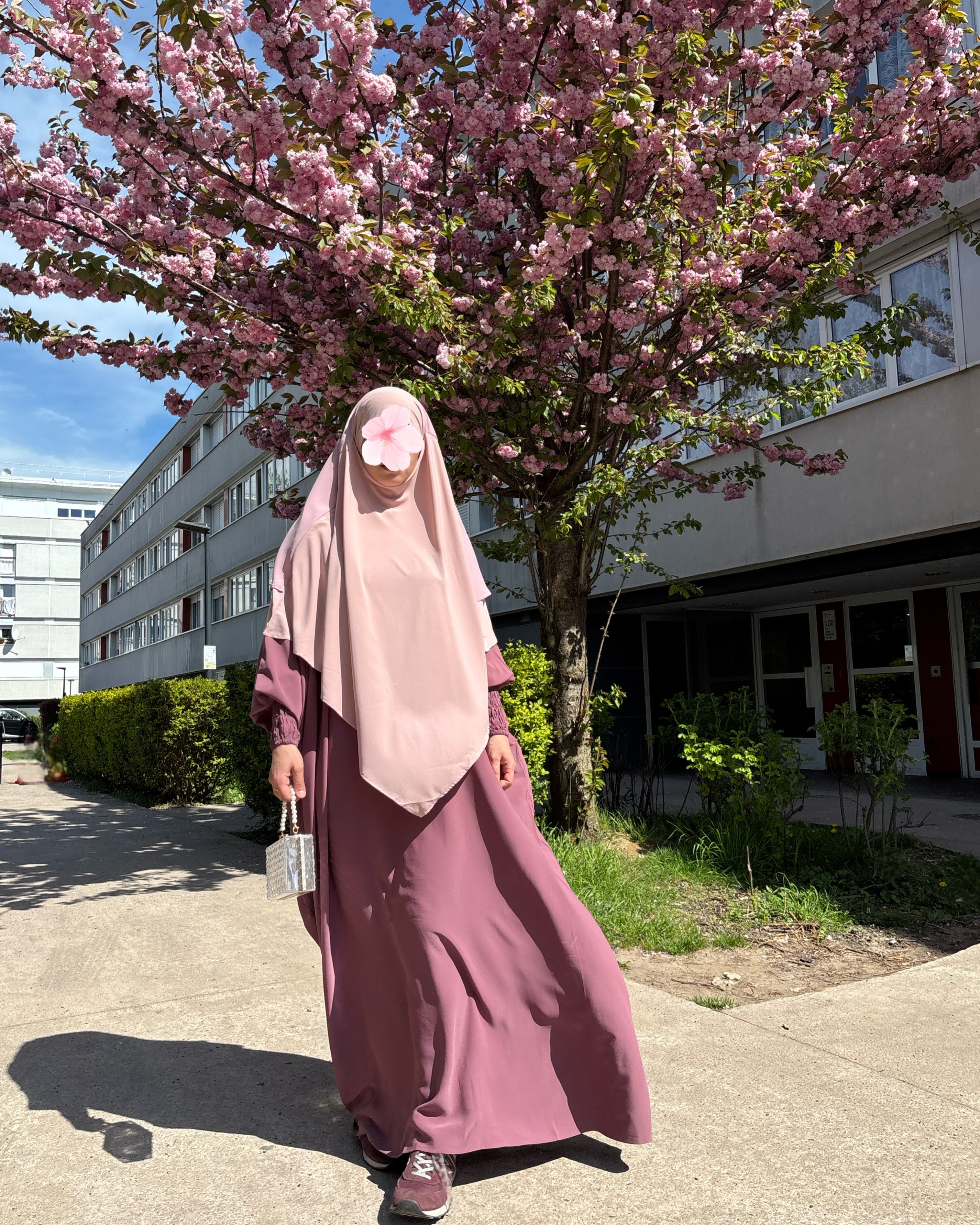 Abaya Leena