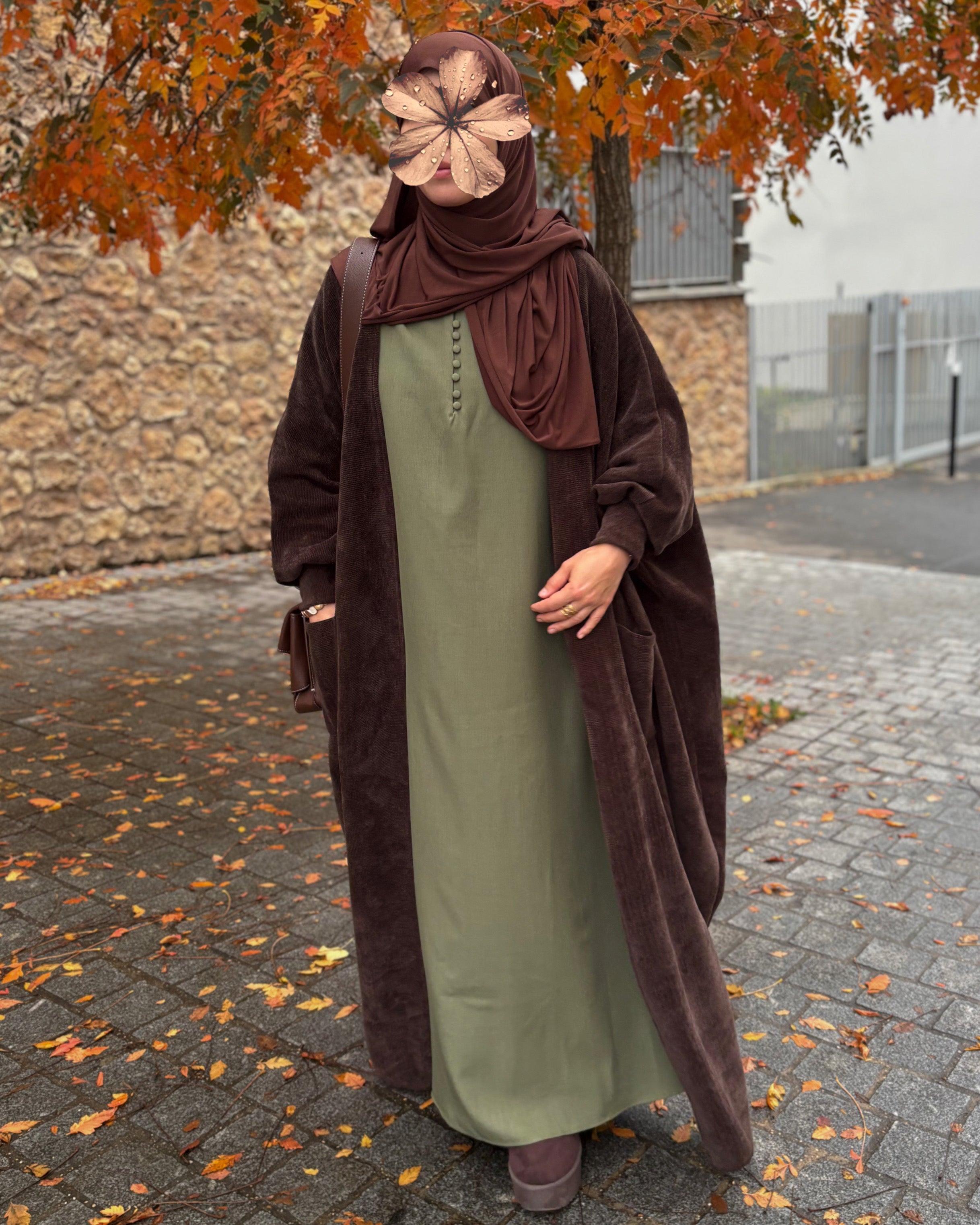 Abaya Neyla – L’Essence de l’Élégance Modeste