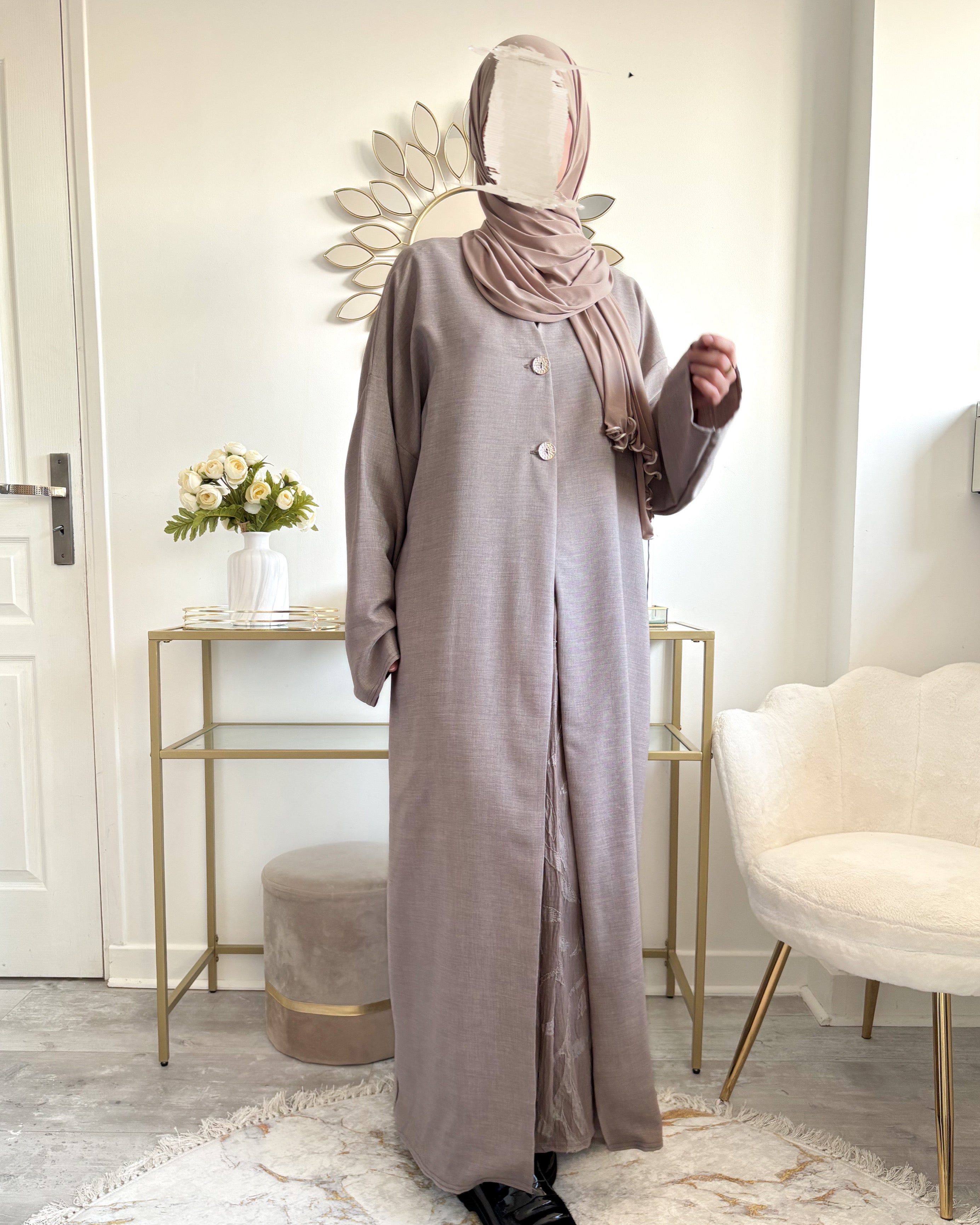 Veste Layan – Élégance légère et pudeur au quotidien