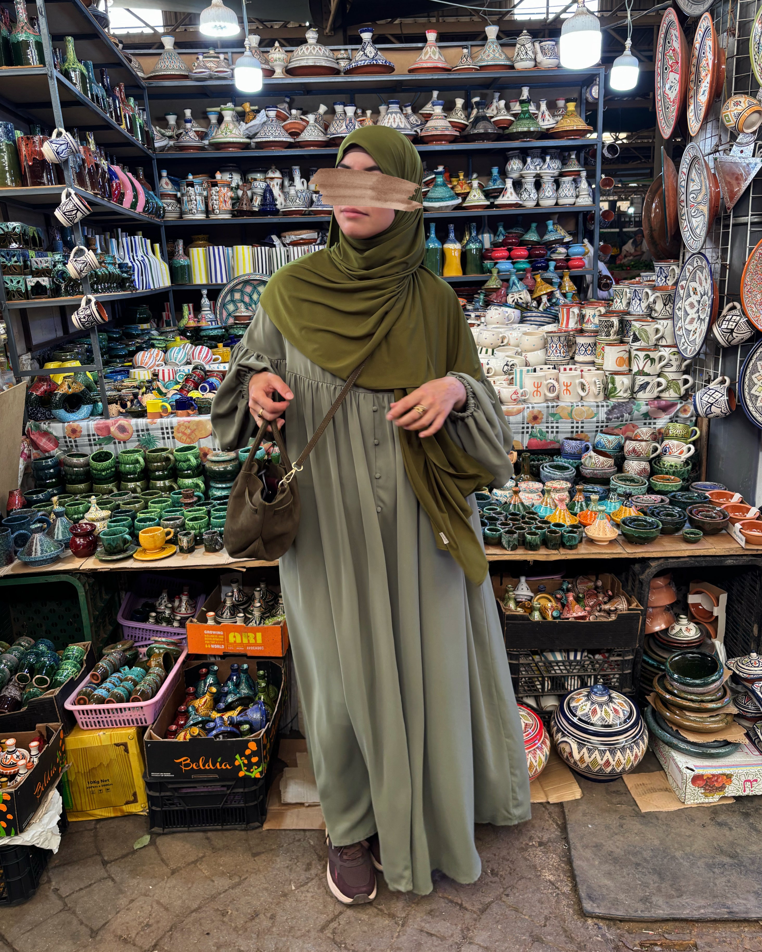 Abaya Alya en Soie de Médine – Élégance Pudique et Raffinée