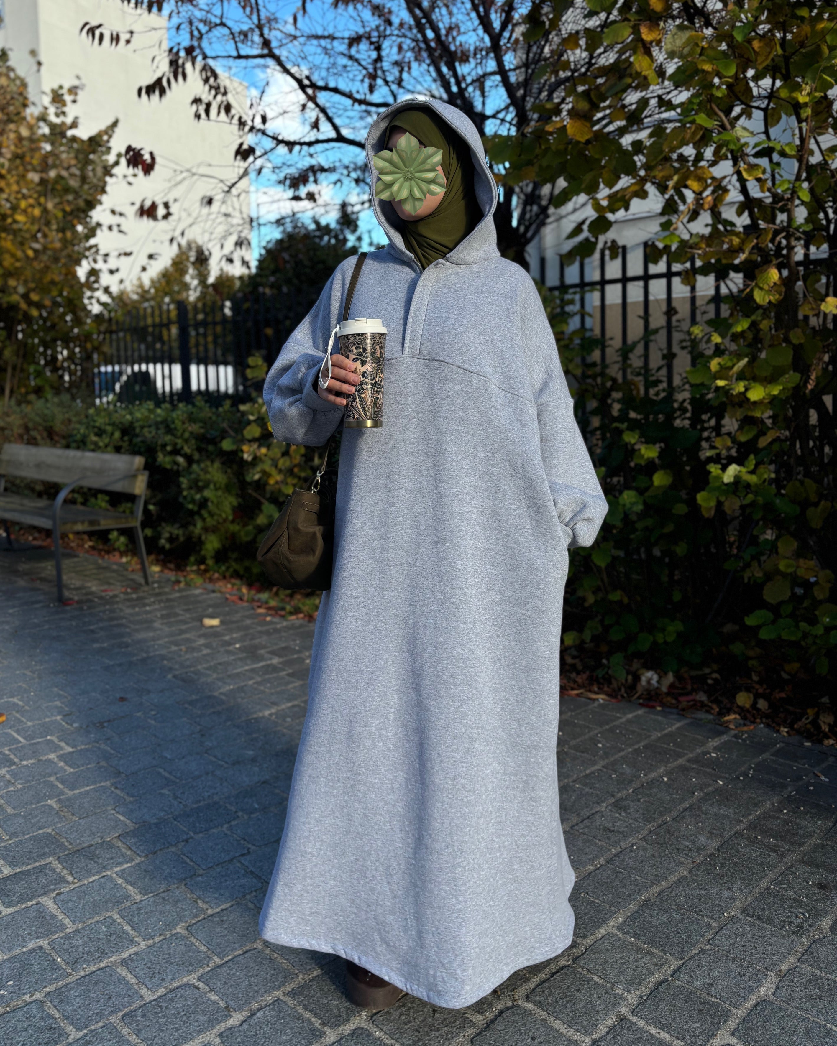 Sweat Maxi Moltonné Oversize – L’abaya pull cocooning de la saison