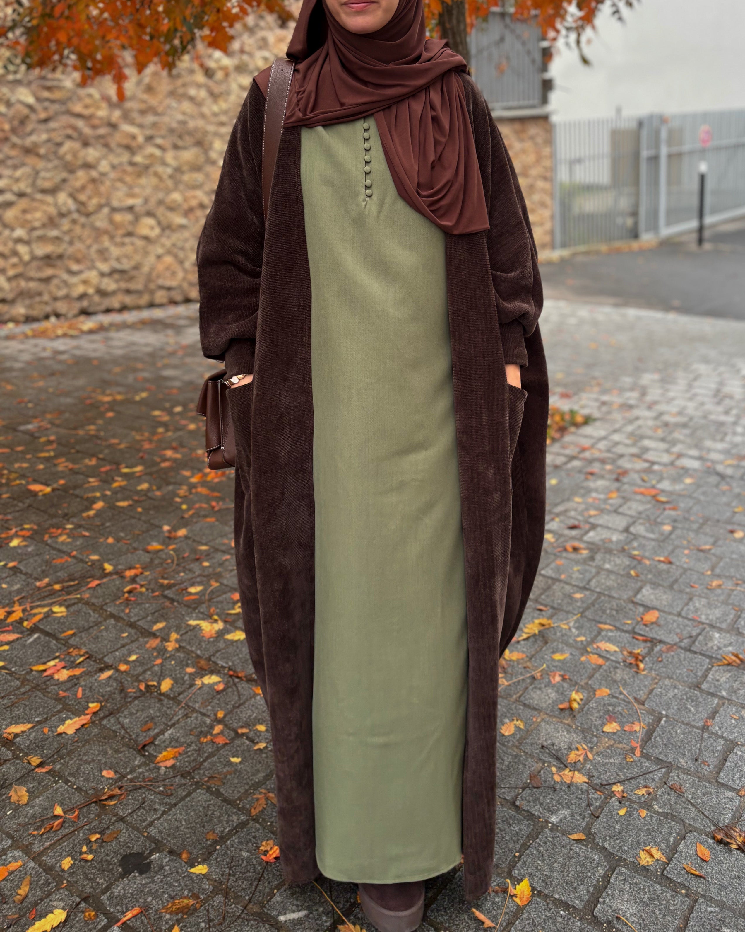 Abaya Neyla – L’Essence de l’Élégance Modeste