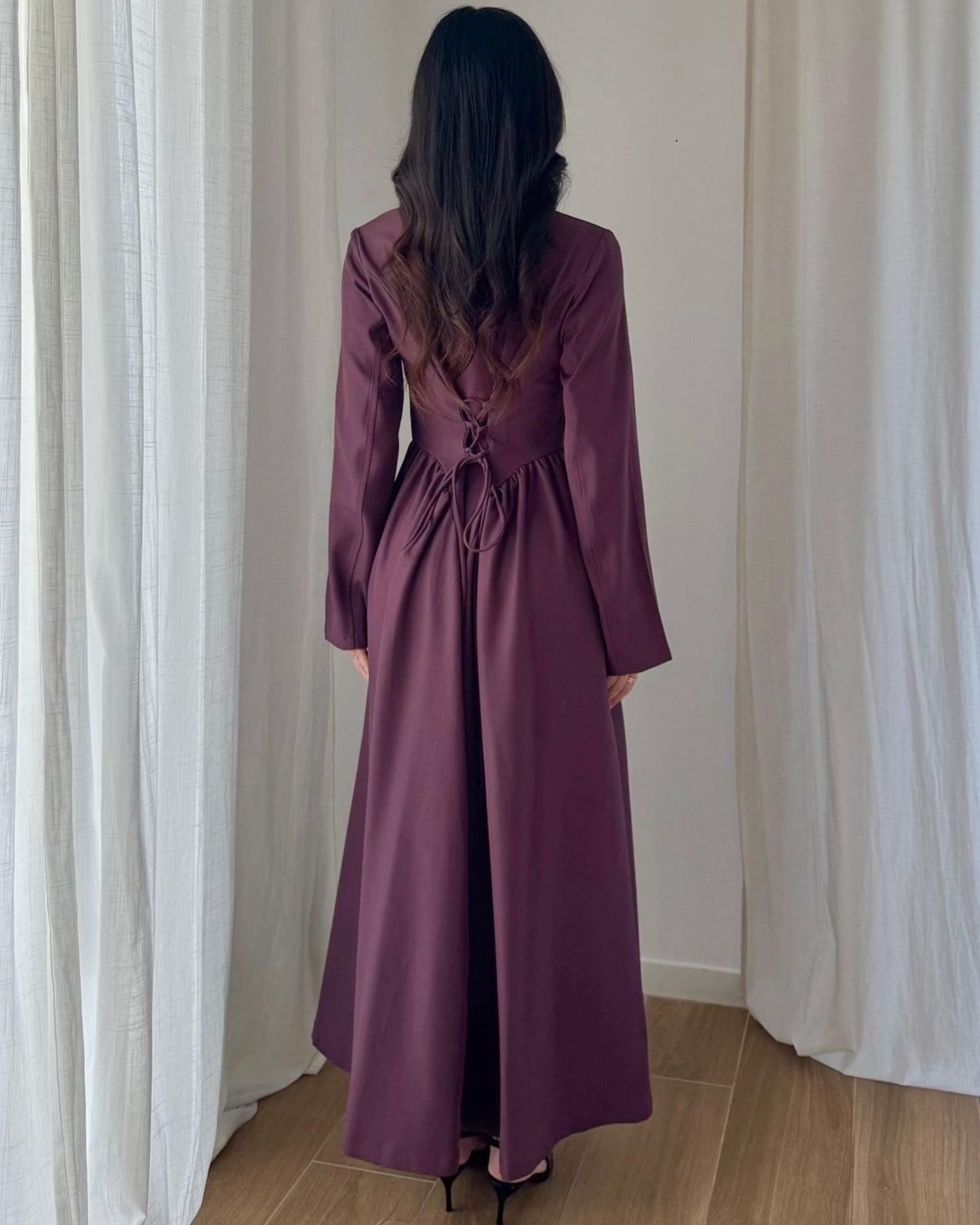 Robe Longue Charme d’Antan Ajustable Prune – Modest Fashion