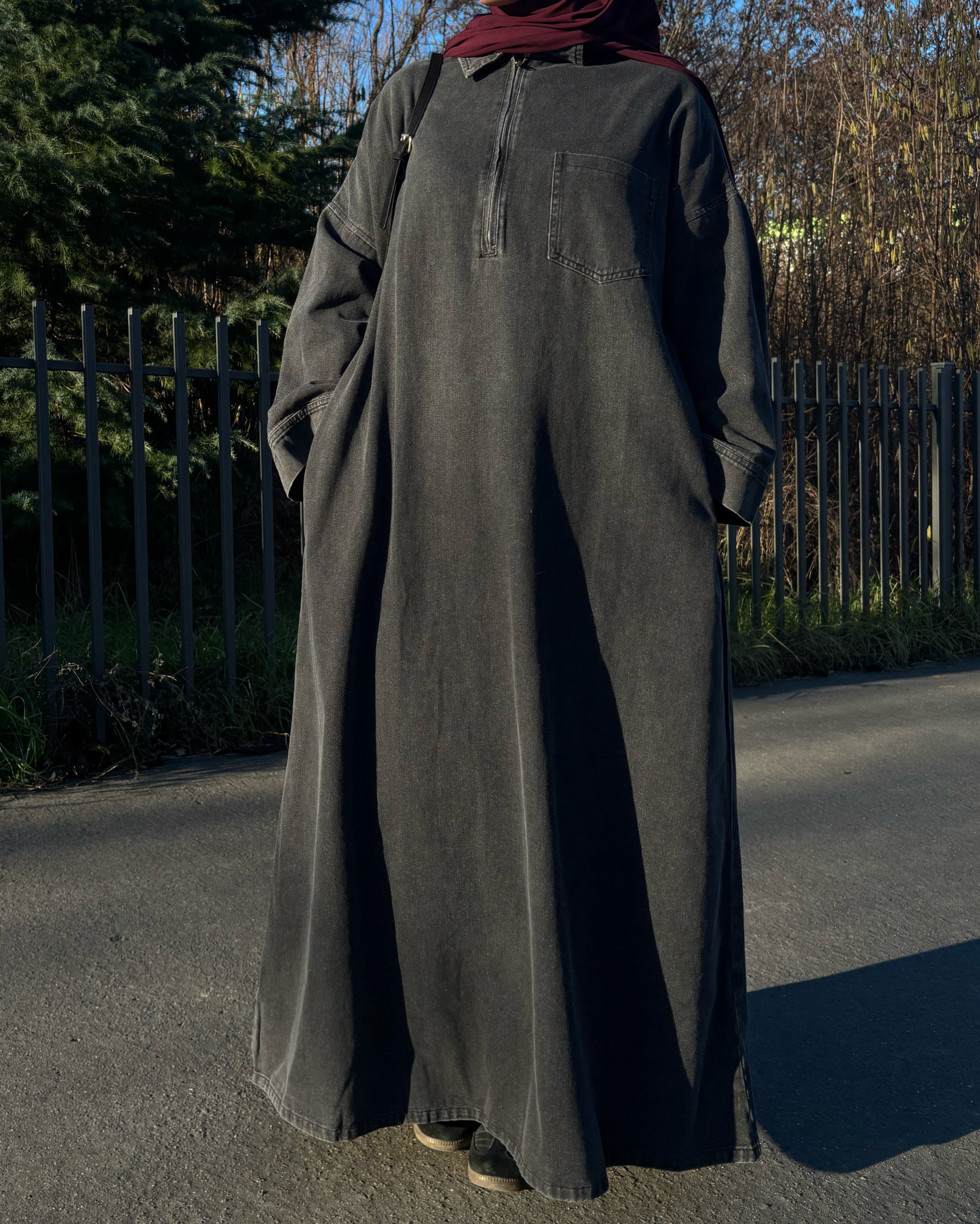 Abaya en jean zippée 100 % coton – Moderne & Tendance