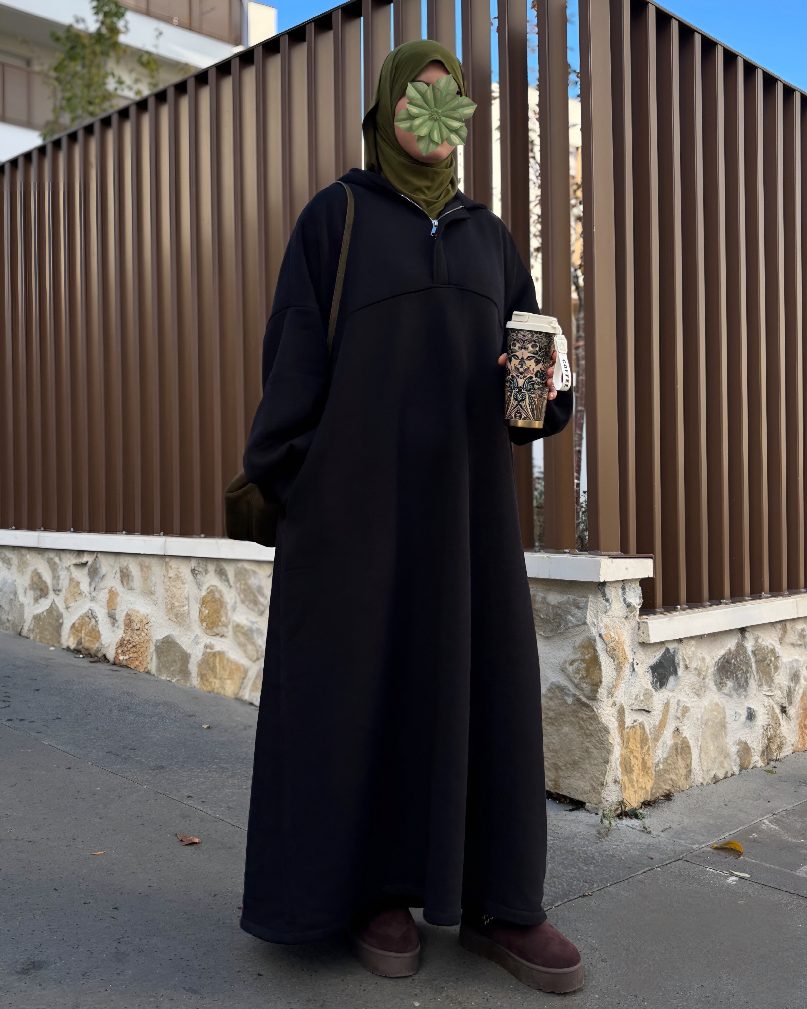 Sweat Maxi Moltonné Oversize – L’abaya pull cocooning de la saison