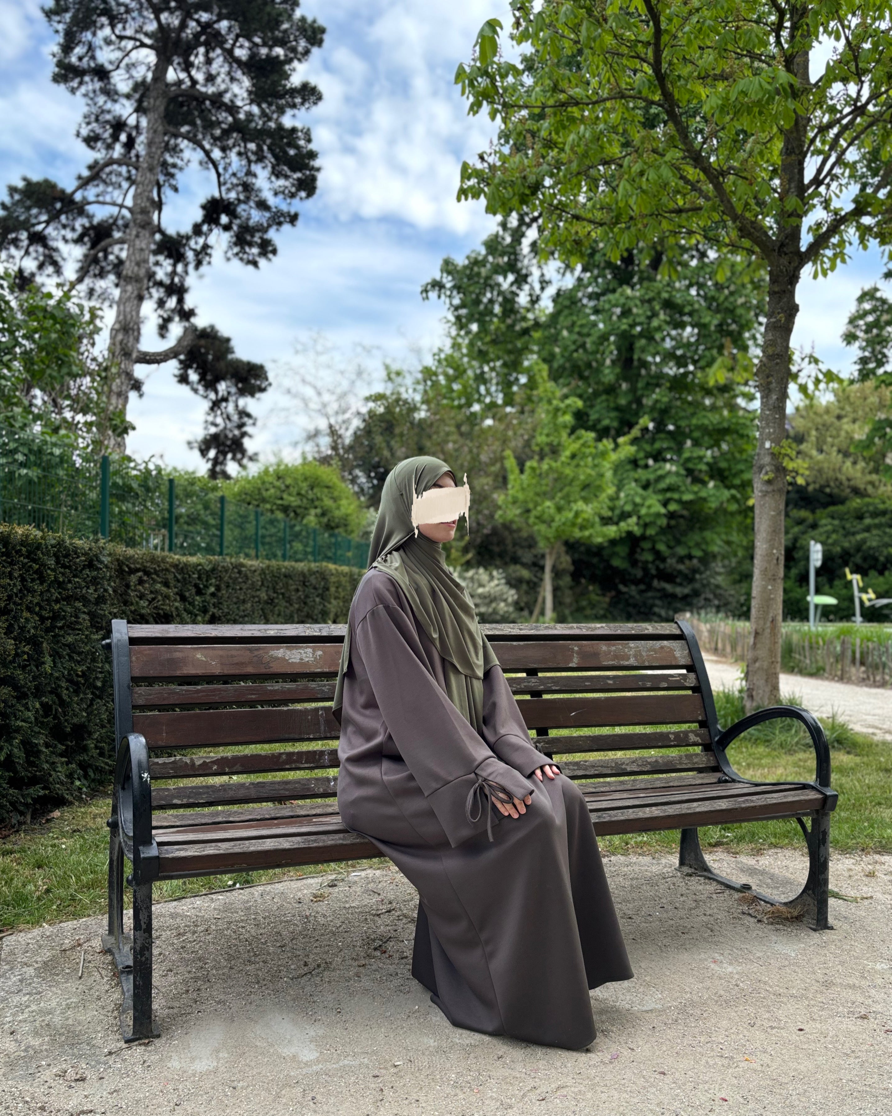 Abaya Sportive en Tissu Sweat - Confort et Élégance au Quotidien