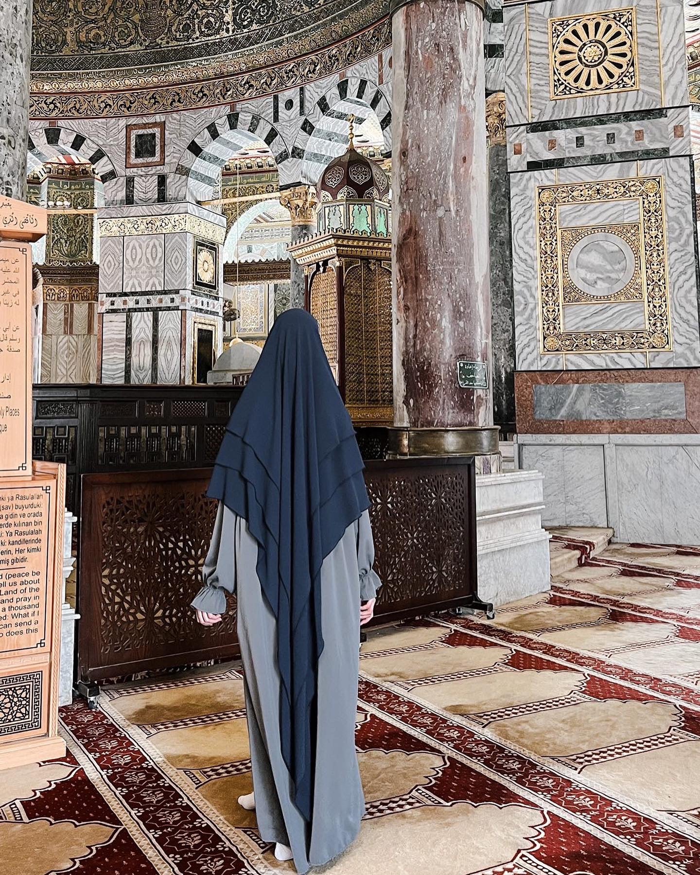 Abaya Doha