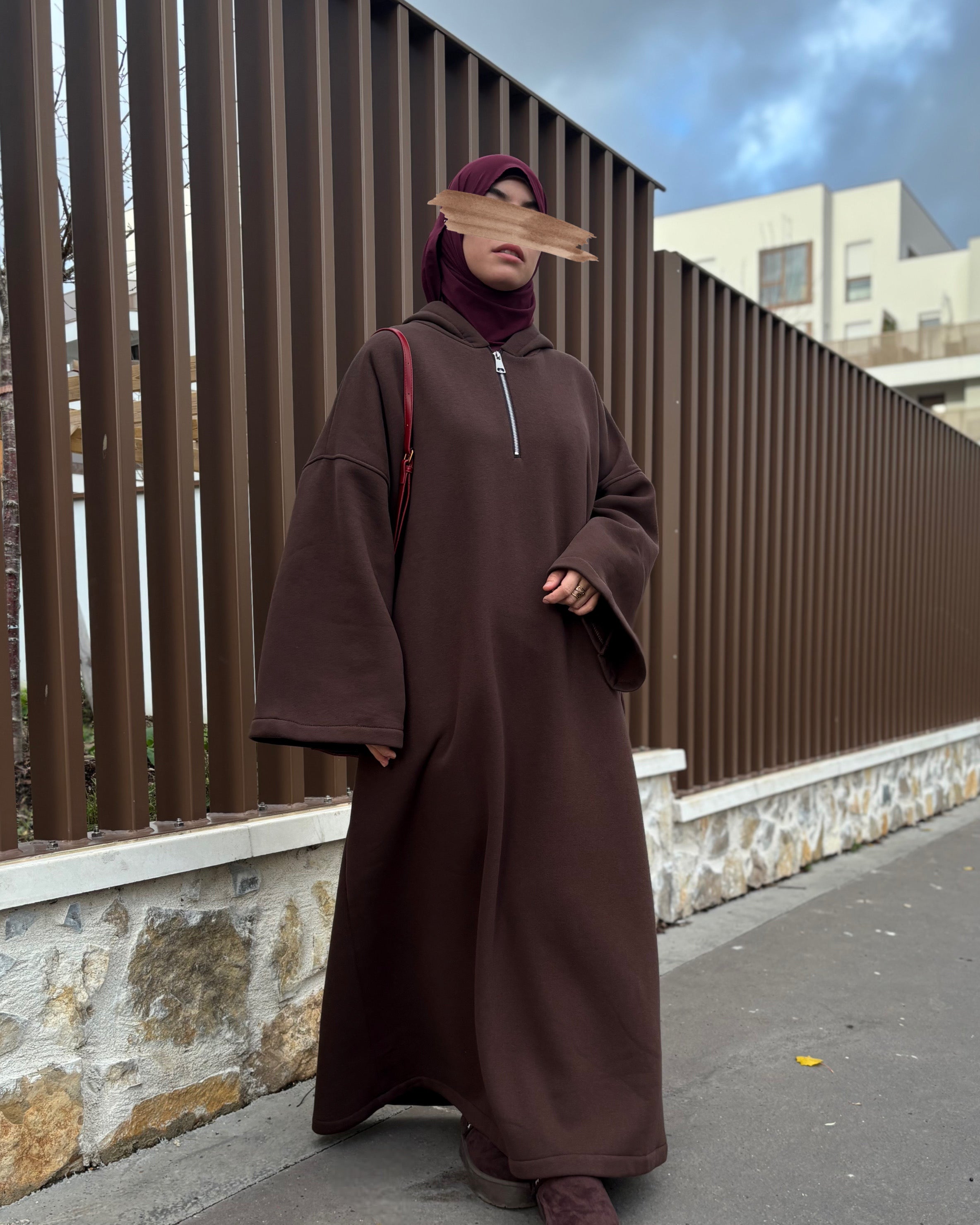 Abaya sweat capuche – style sportswear, molleton chaud