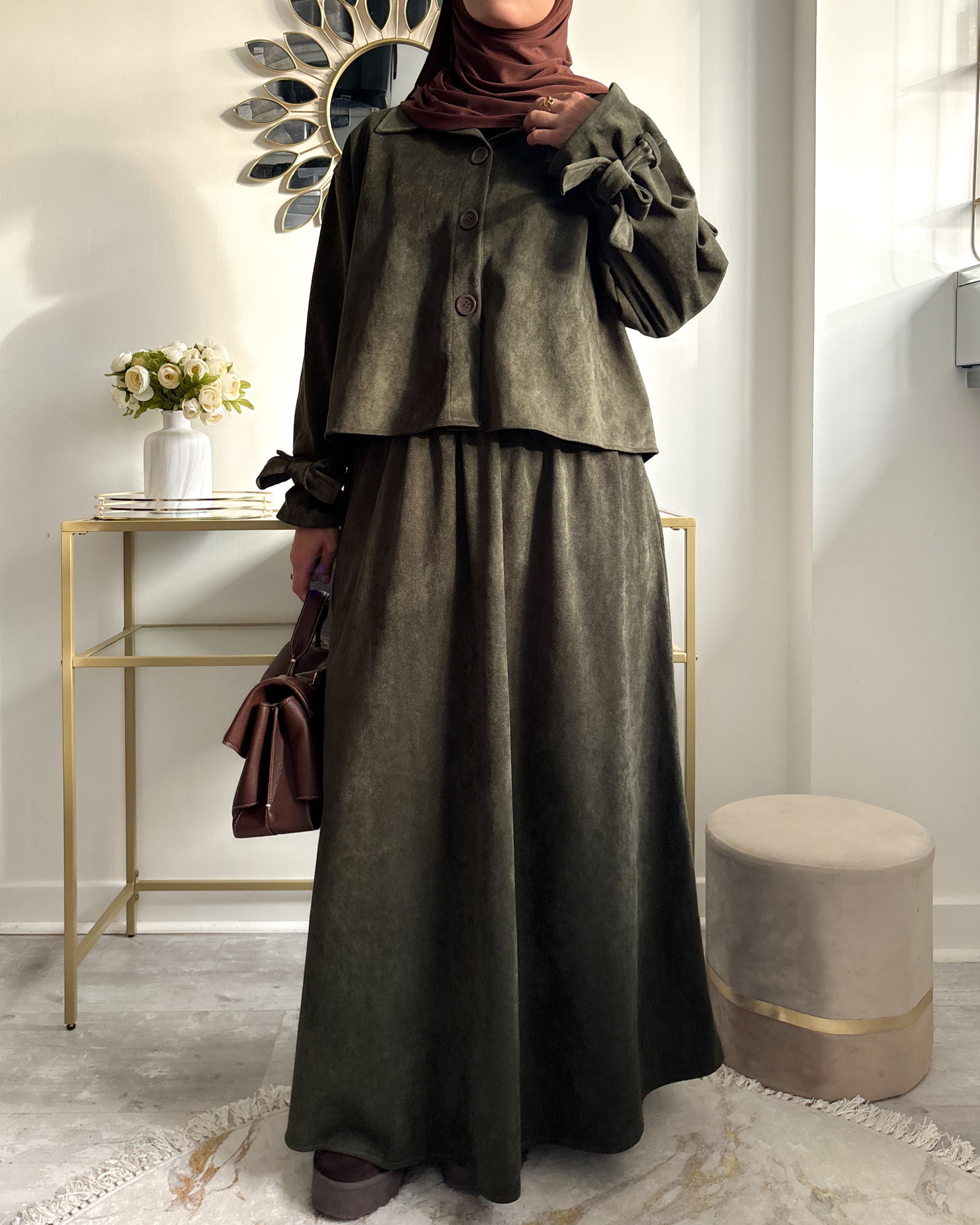 Ensemble suédine – Jupe longue & chemise courte