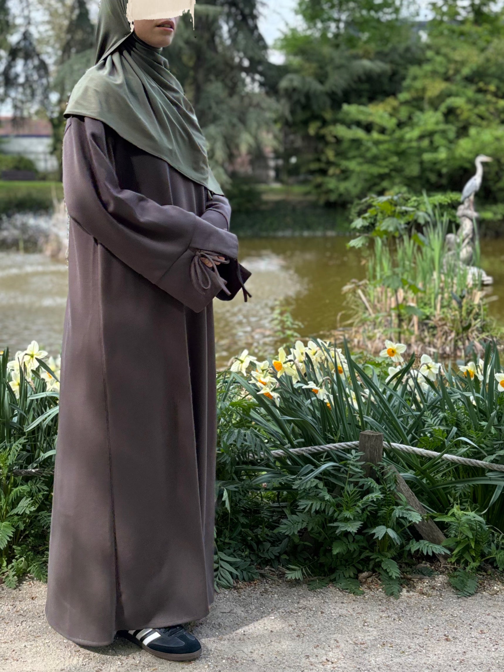 Abaya Sportive en Tissu Sweat - Confort et Élégance au Quotidien