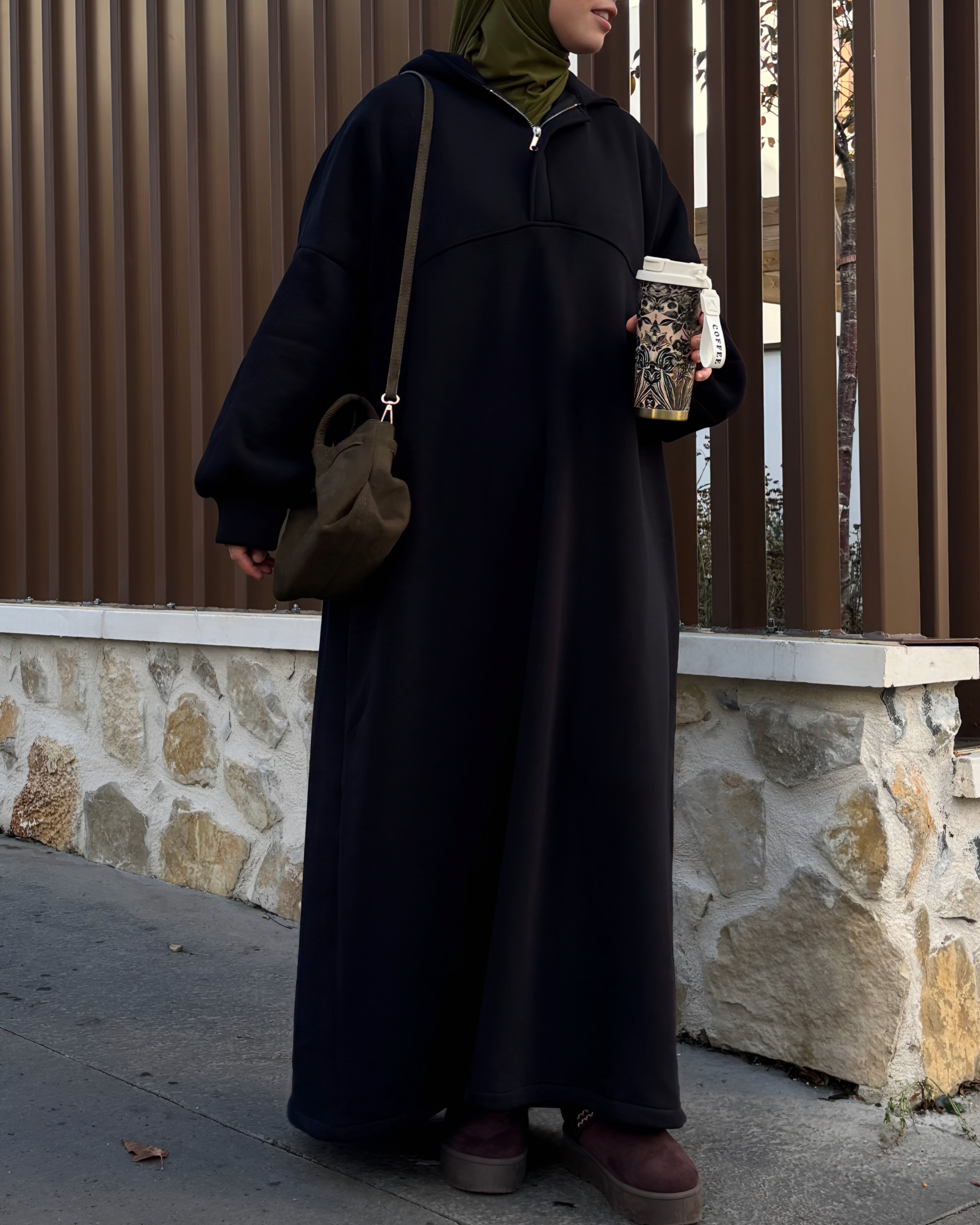 Sweat Maxi Moltonné Oversize – L’abaya pull cocooning de la saison
