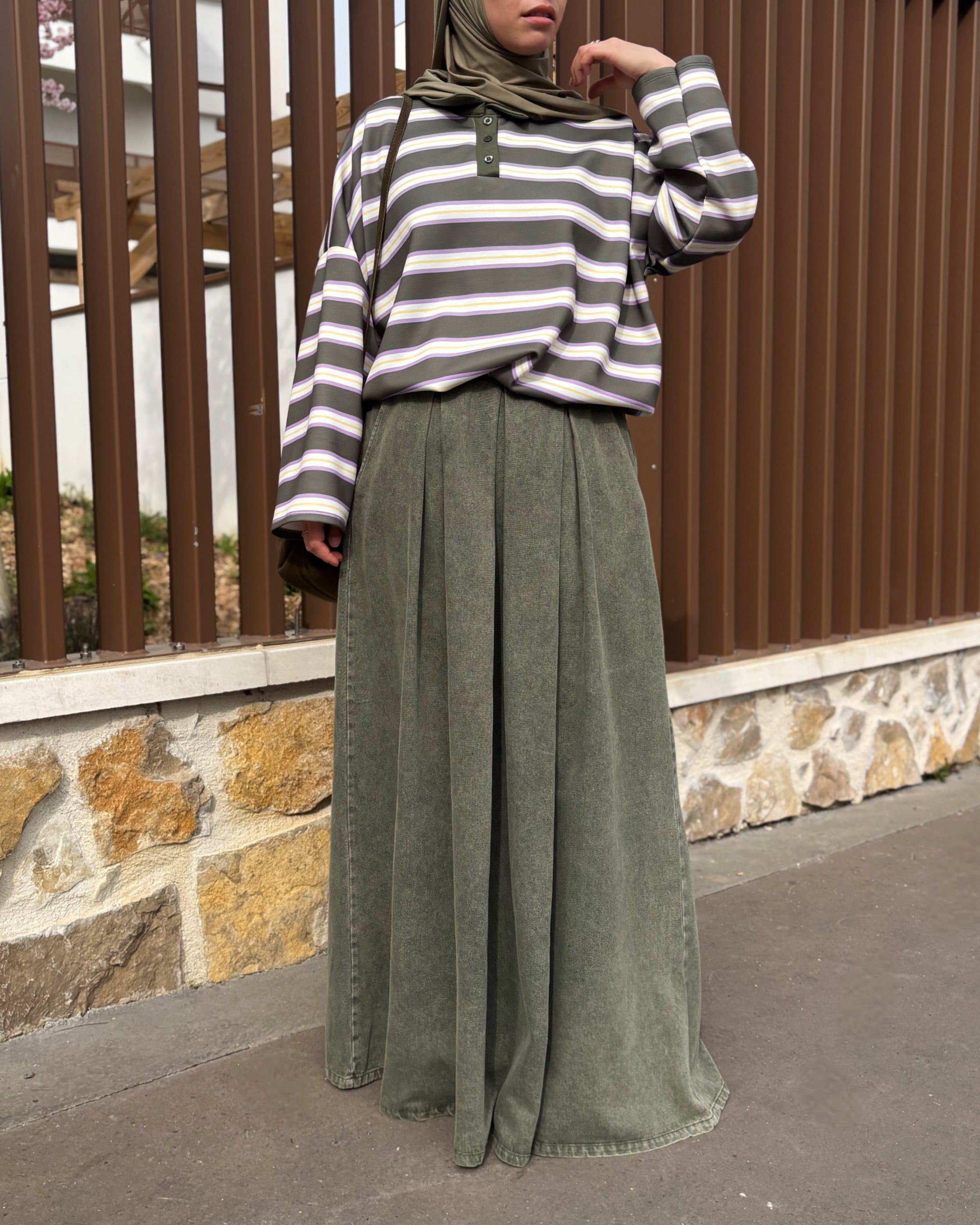 Jupe longue en jean oversize kaki – Modest Fashion premium 100% coton