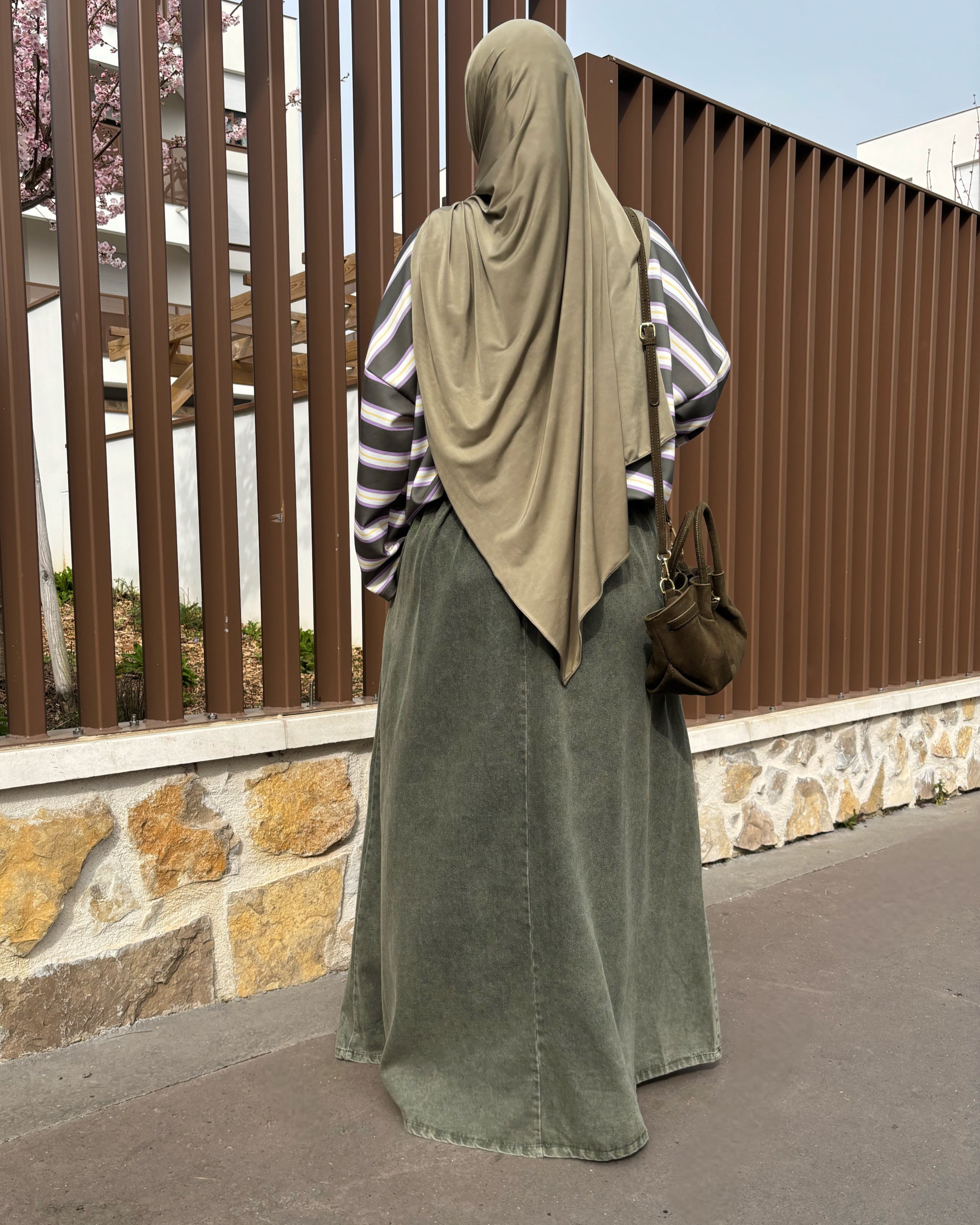 Jupe longue en jean oversize kaki – Modest Fashion premium 100% coton