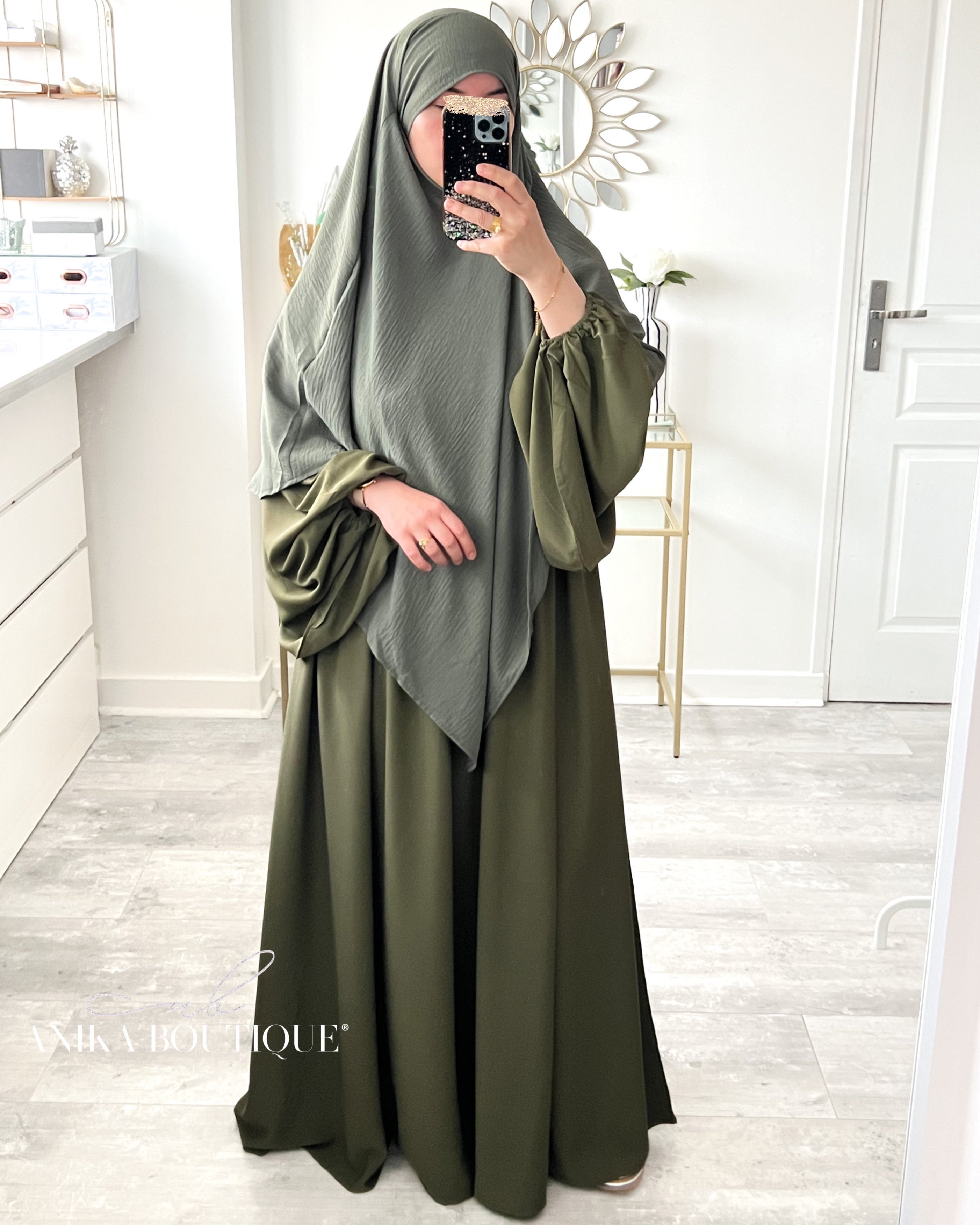 Abaya Naïla Tall pour sœur 1m80