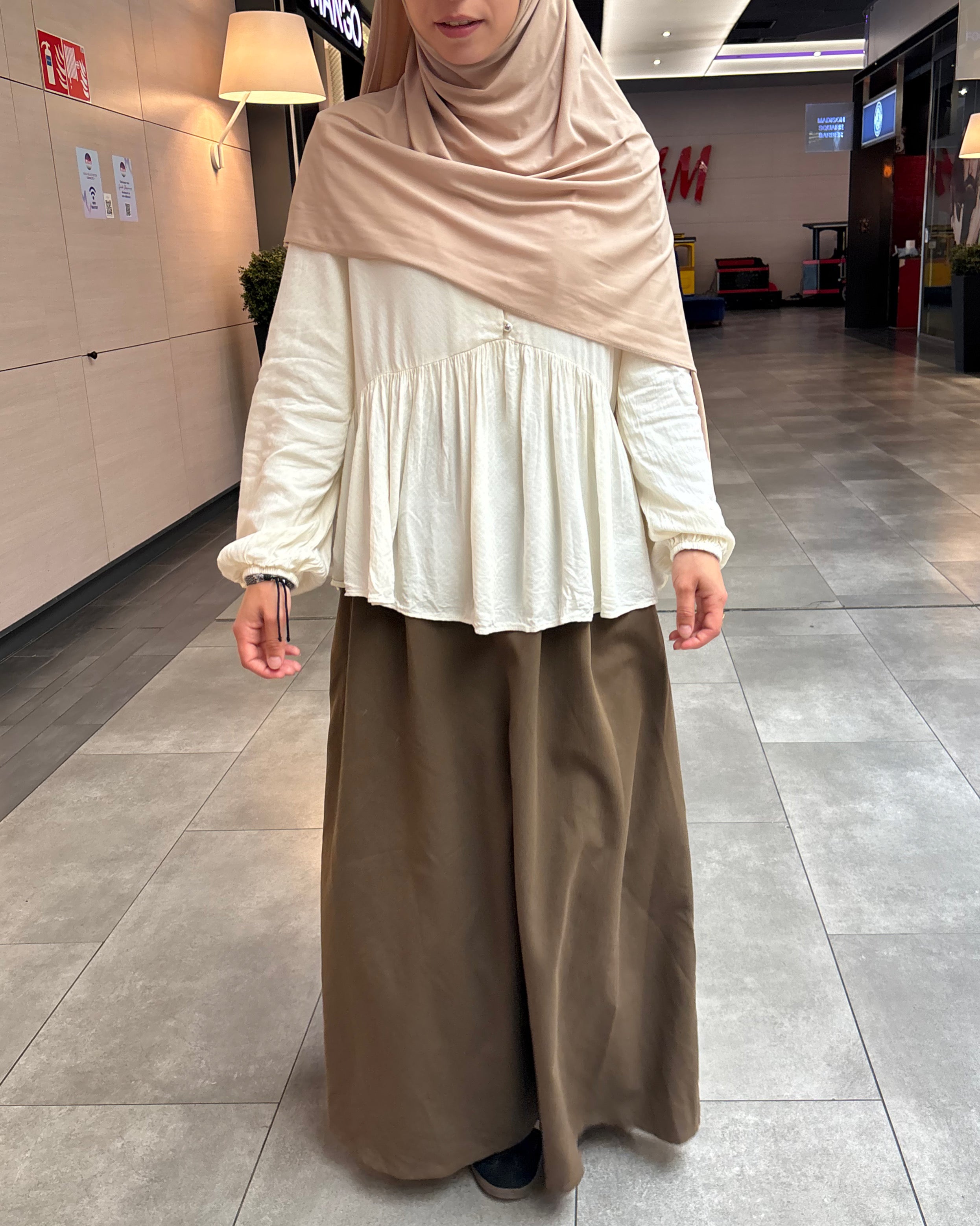 Jupe Tala – Élégance Modeste et Intemporelle
