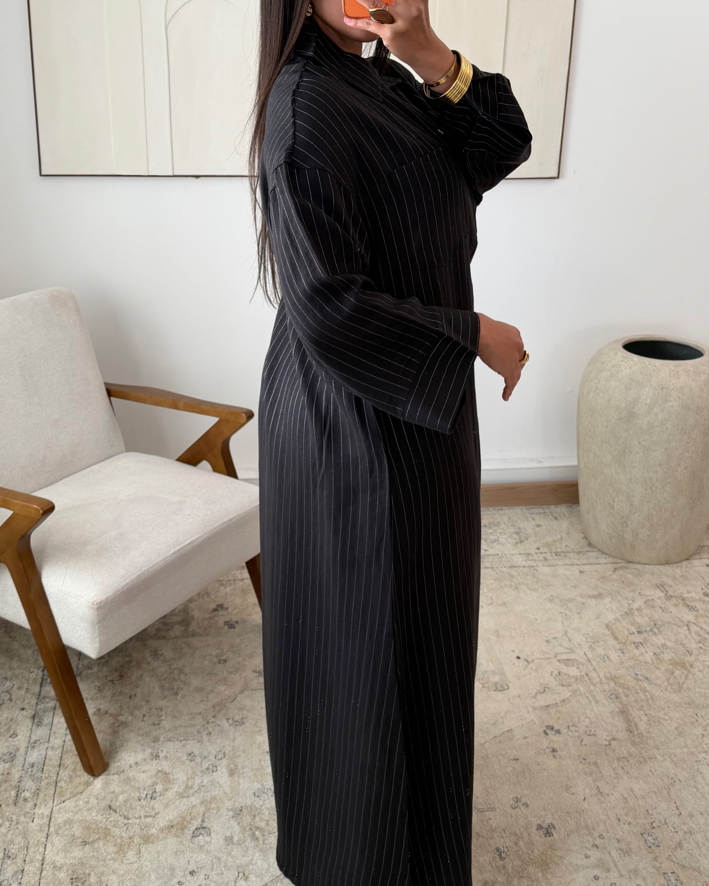 Abaya Rayée Col Polo Zip – | Modest Fashion Élégante & Naturelle