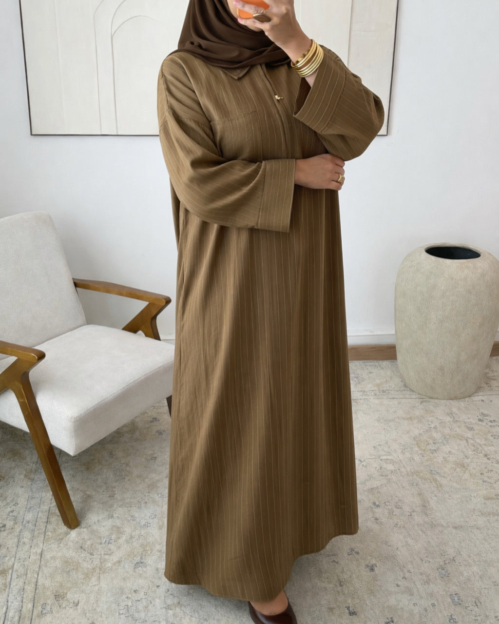 Abaya Rayée Col Polo Zip – | Modest Fashion Élégante & Naturelle