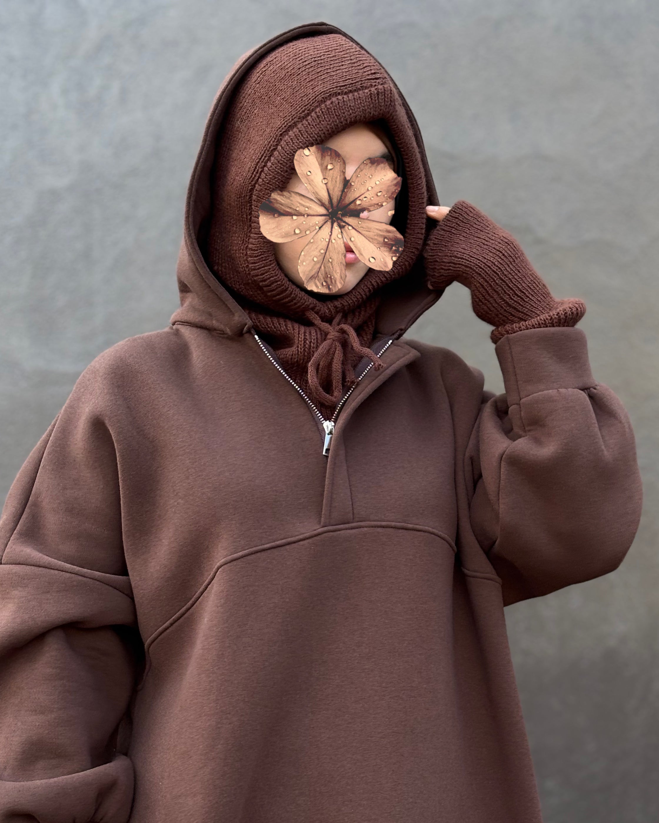 Cagoule & Mitaines Longues – Ensemble Hiver Modest Fashion