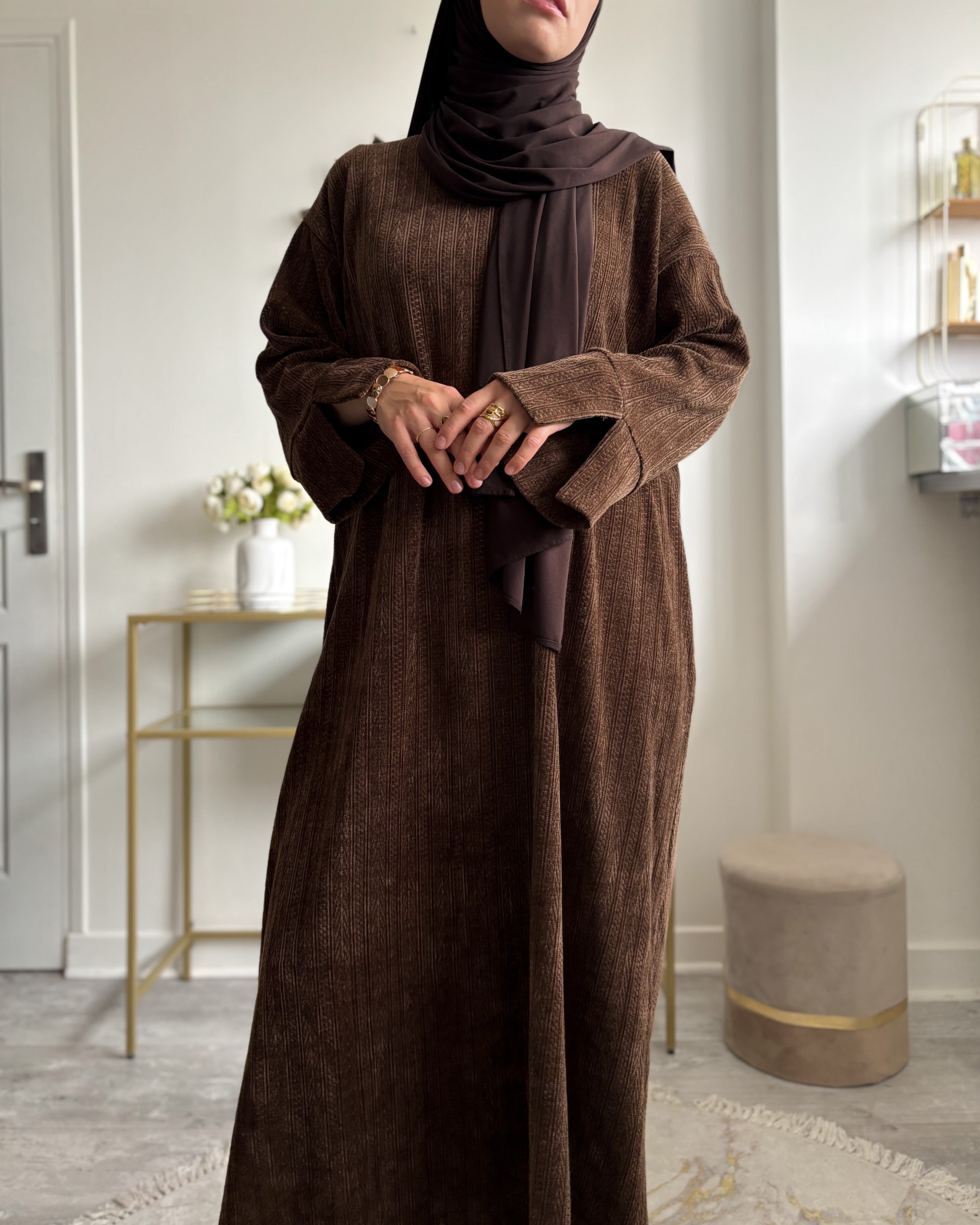 Abaya Velours avec Motifs Texturés