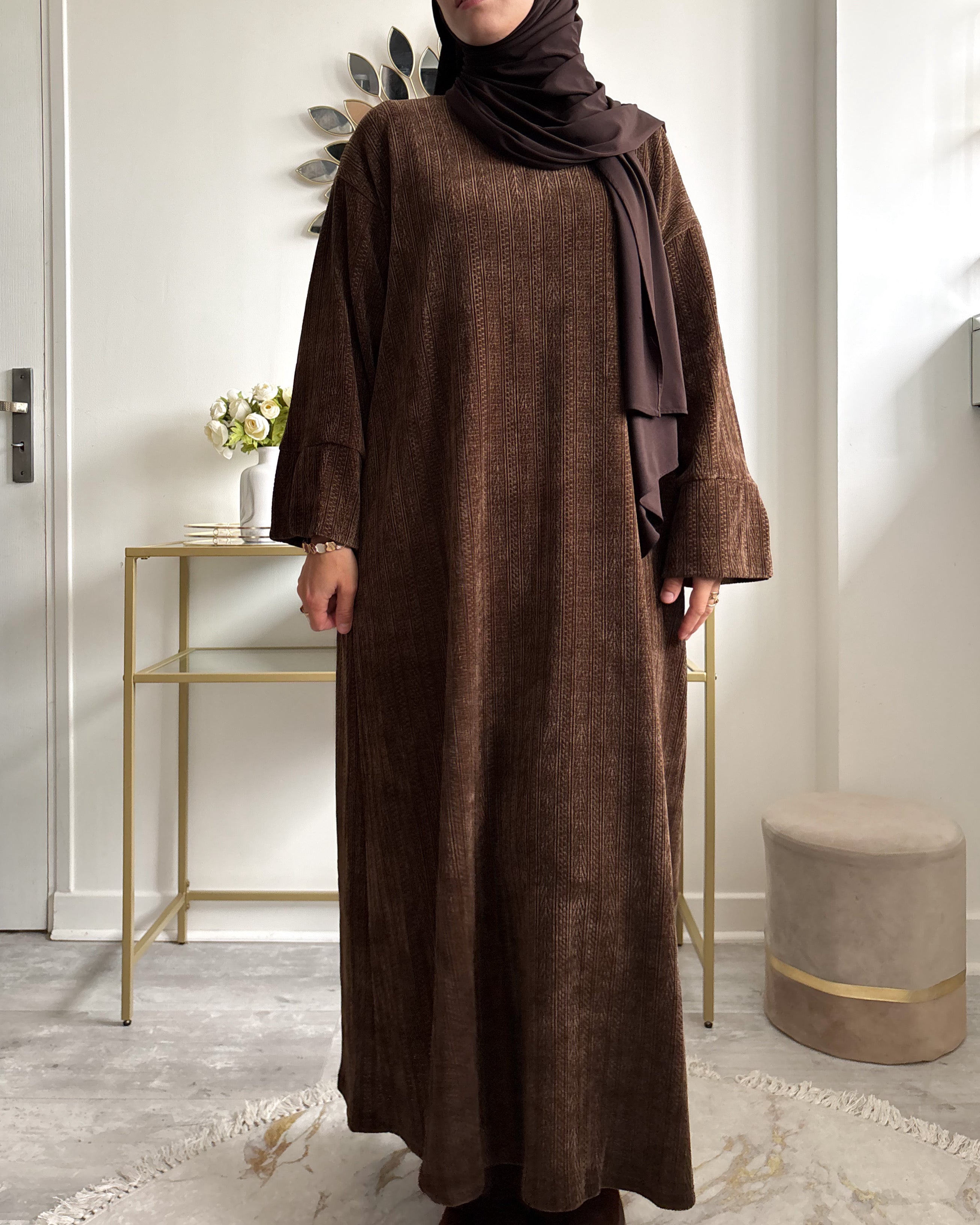 Abaya Velours avec Motifs Texturés