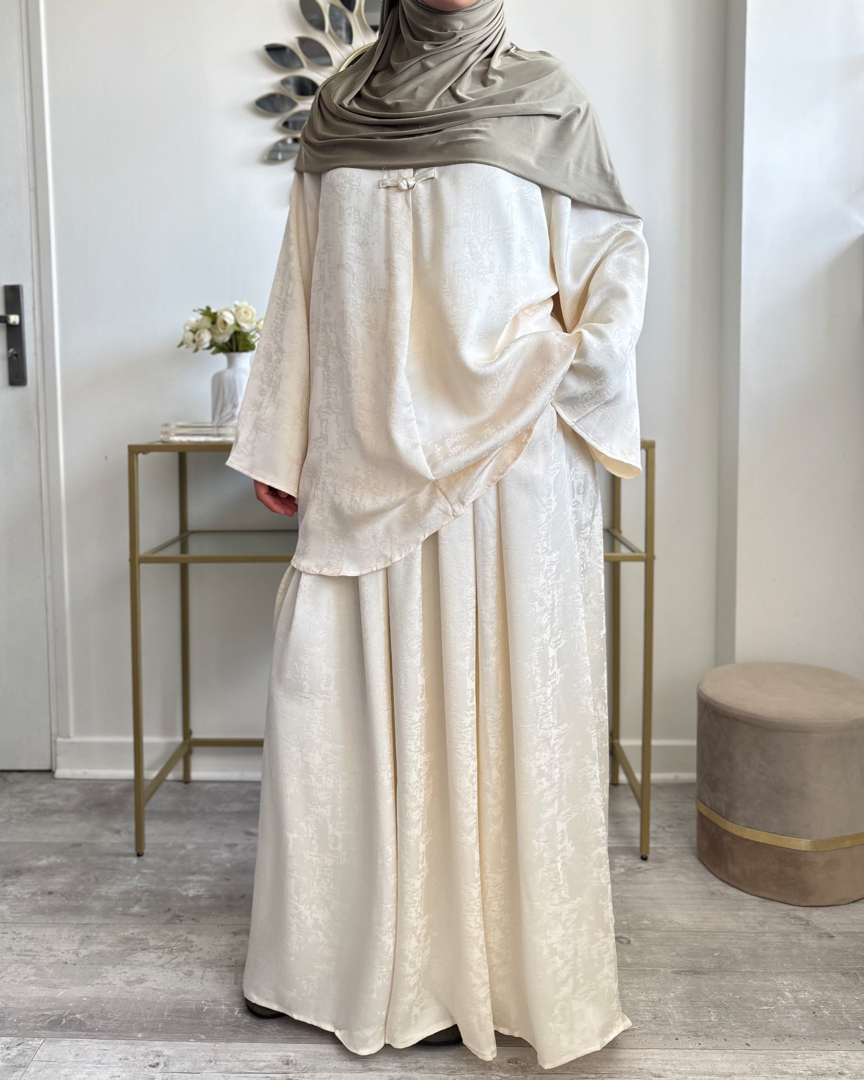 Ensemble Modest Fashion Femme – Tunique Fluide & Jupe Longue Satinée Élégante