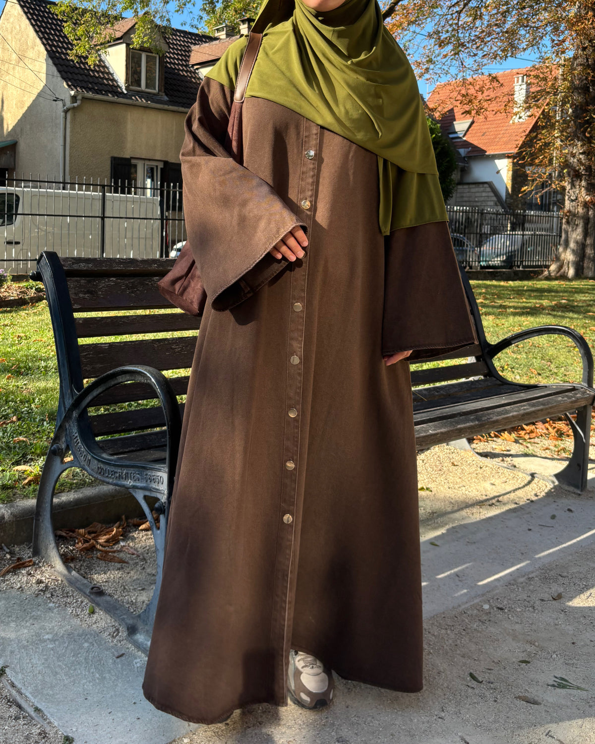 Abaya en jean marron à boutons - Modest fashion