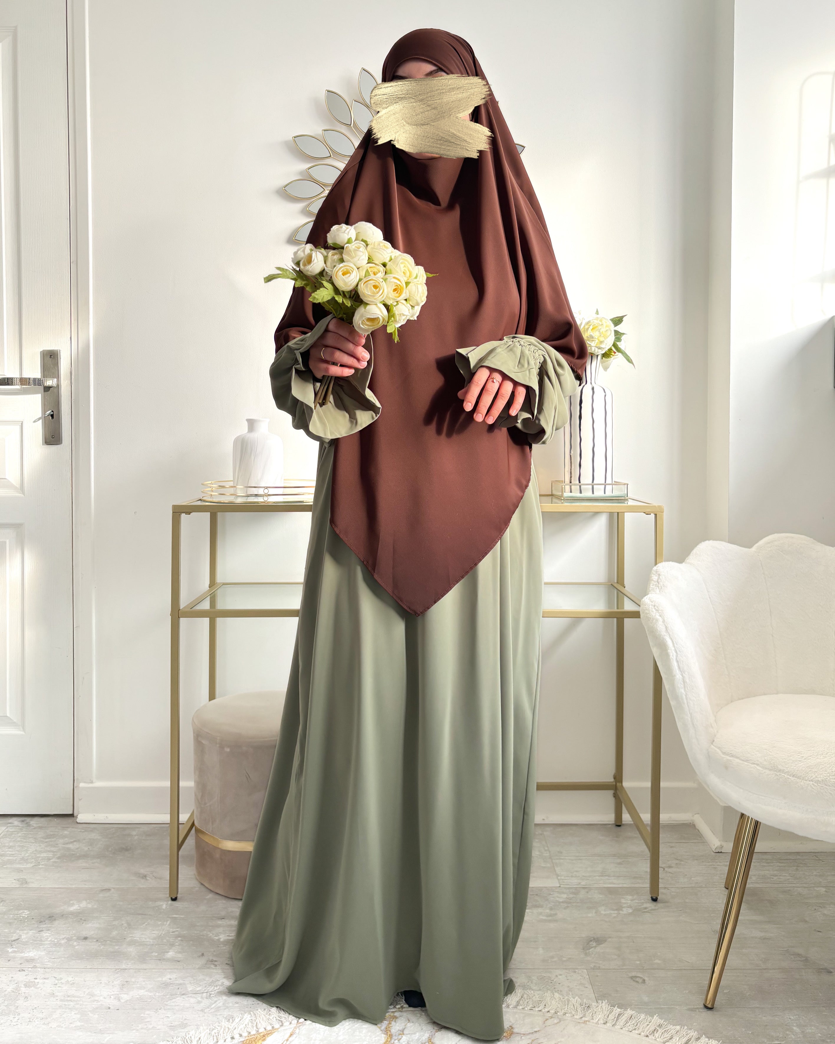 Abaya Amal – Élégance et Fluidité