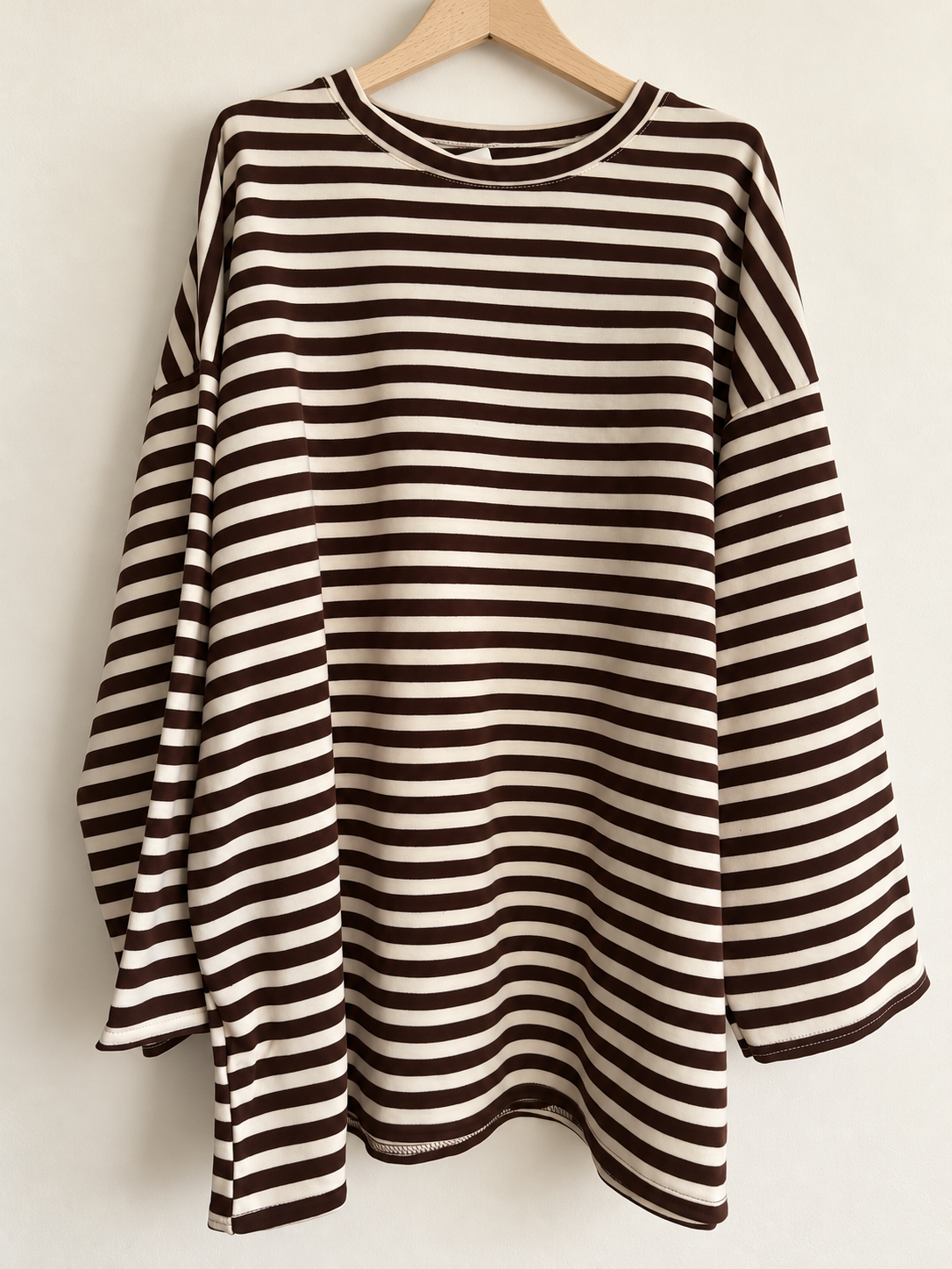 Tee-shirt Oversize Écru & Chocolat – Modest Fashion