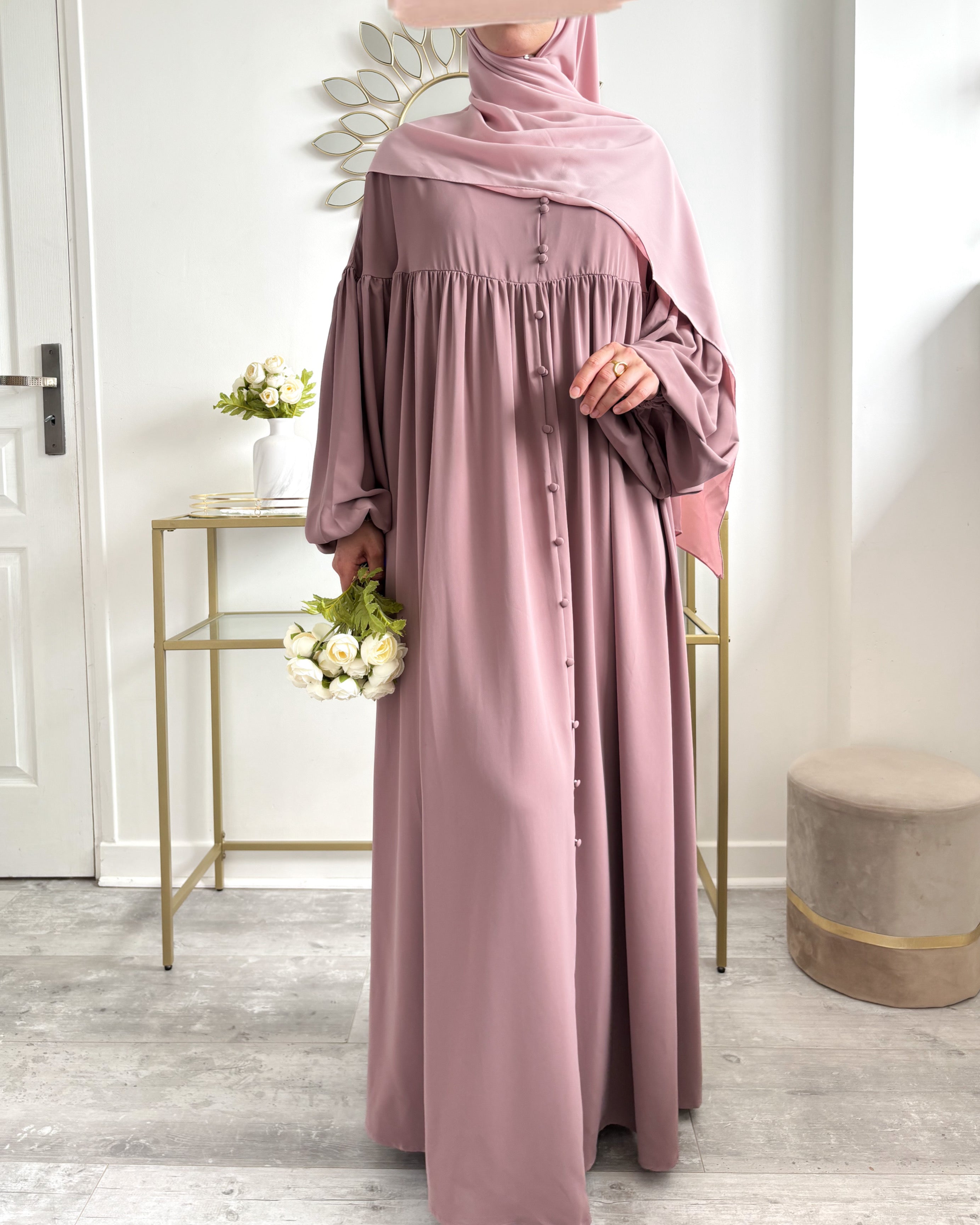 Abaya Alya soie de Médine manches bouffantes femme musulmane élégante