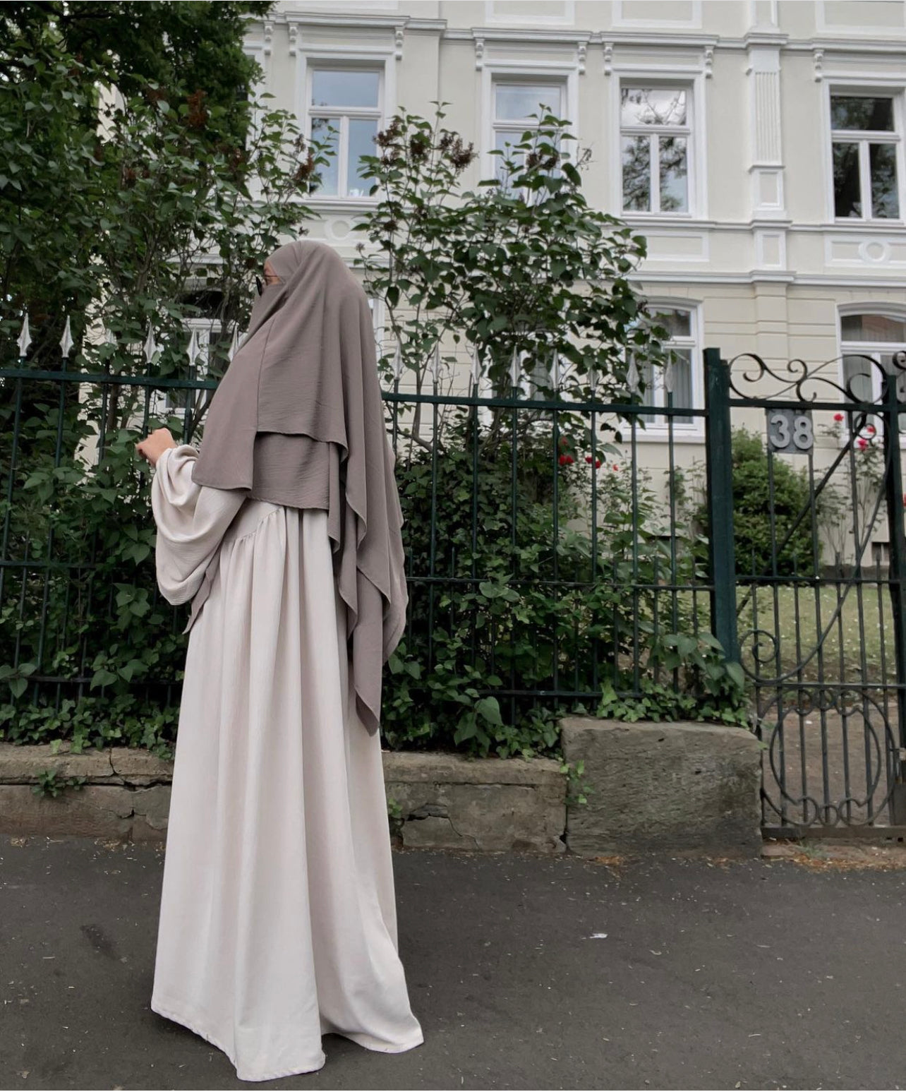 Abaya NOURA manches bouffantes