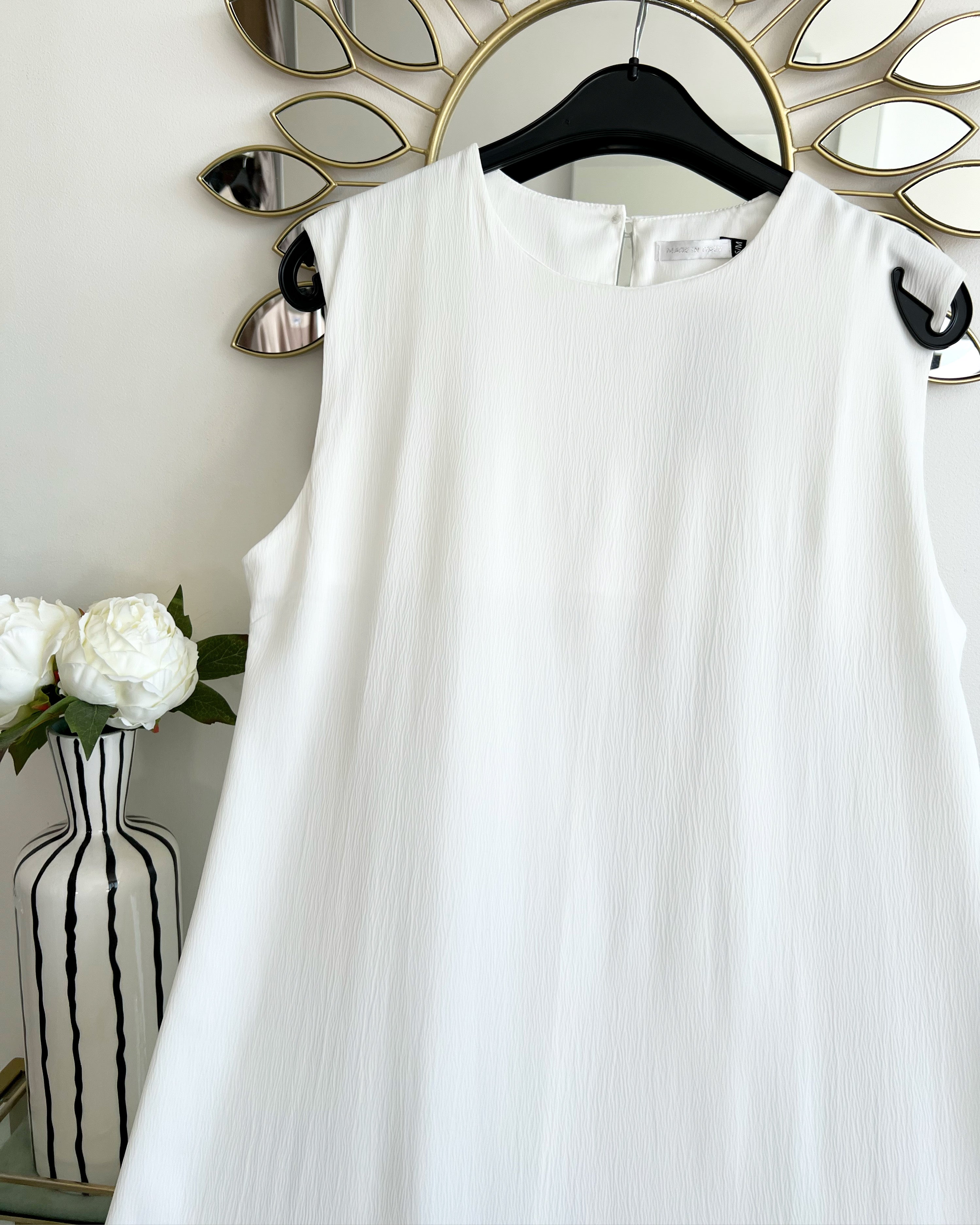 Robe sans manches satiné