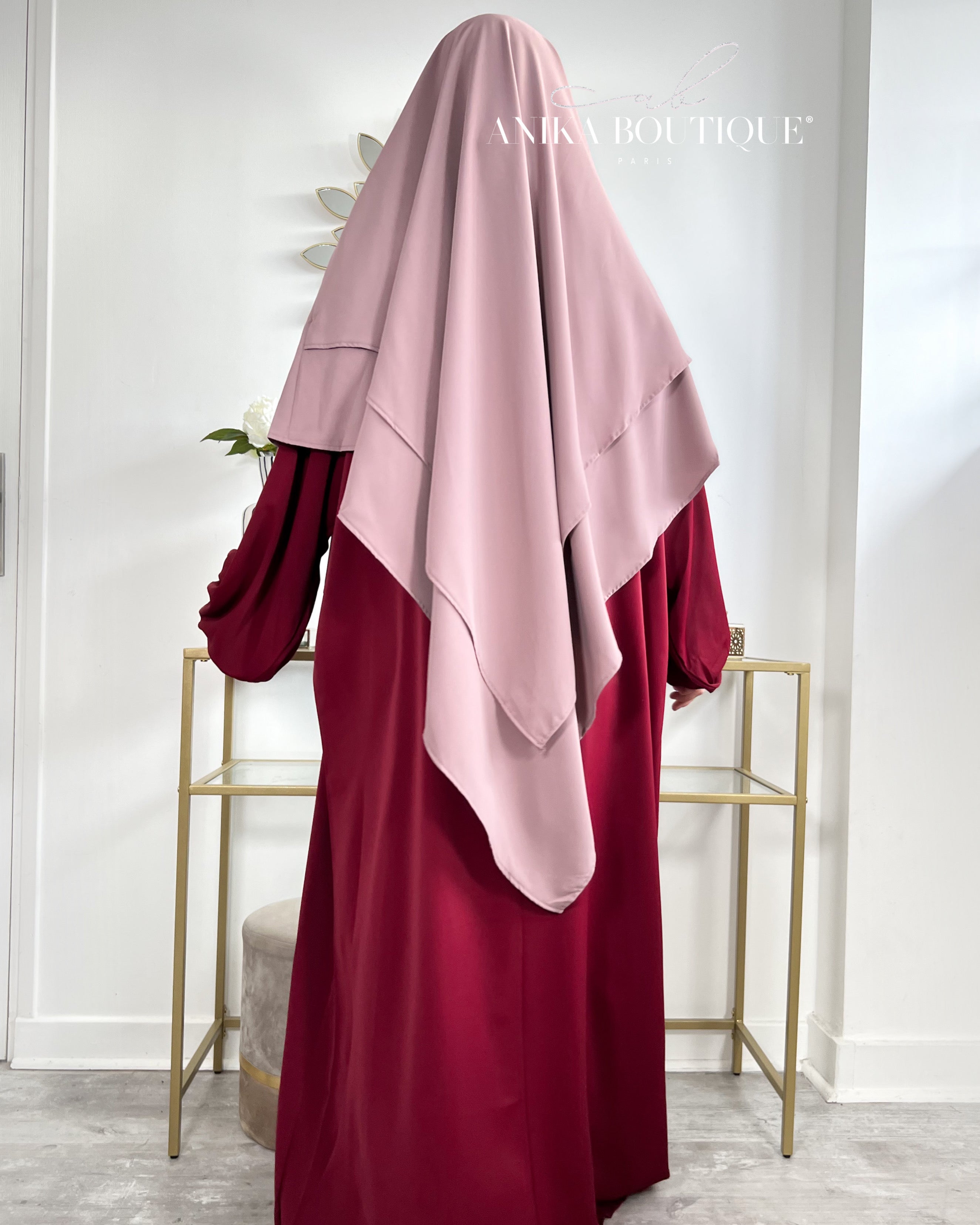 Khimar Rehab – Élégance et Modestie en Soie de Médine