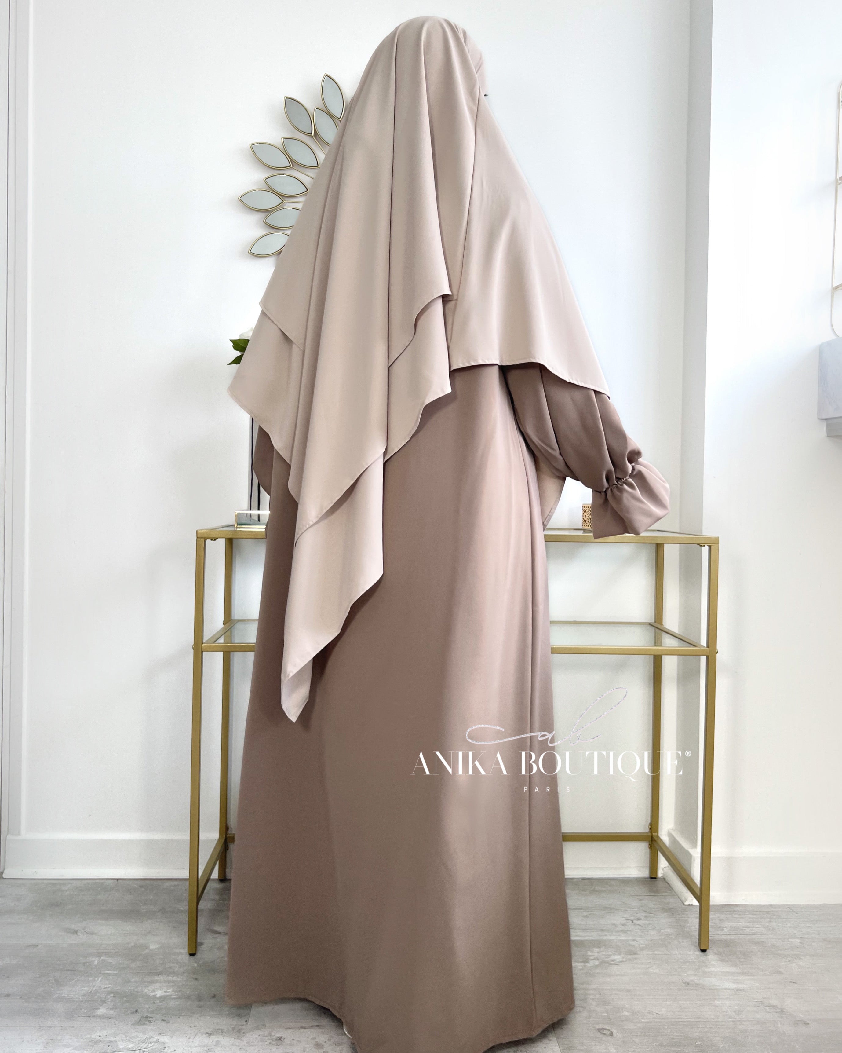 Abaya Amal – Élégance et Fluidité