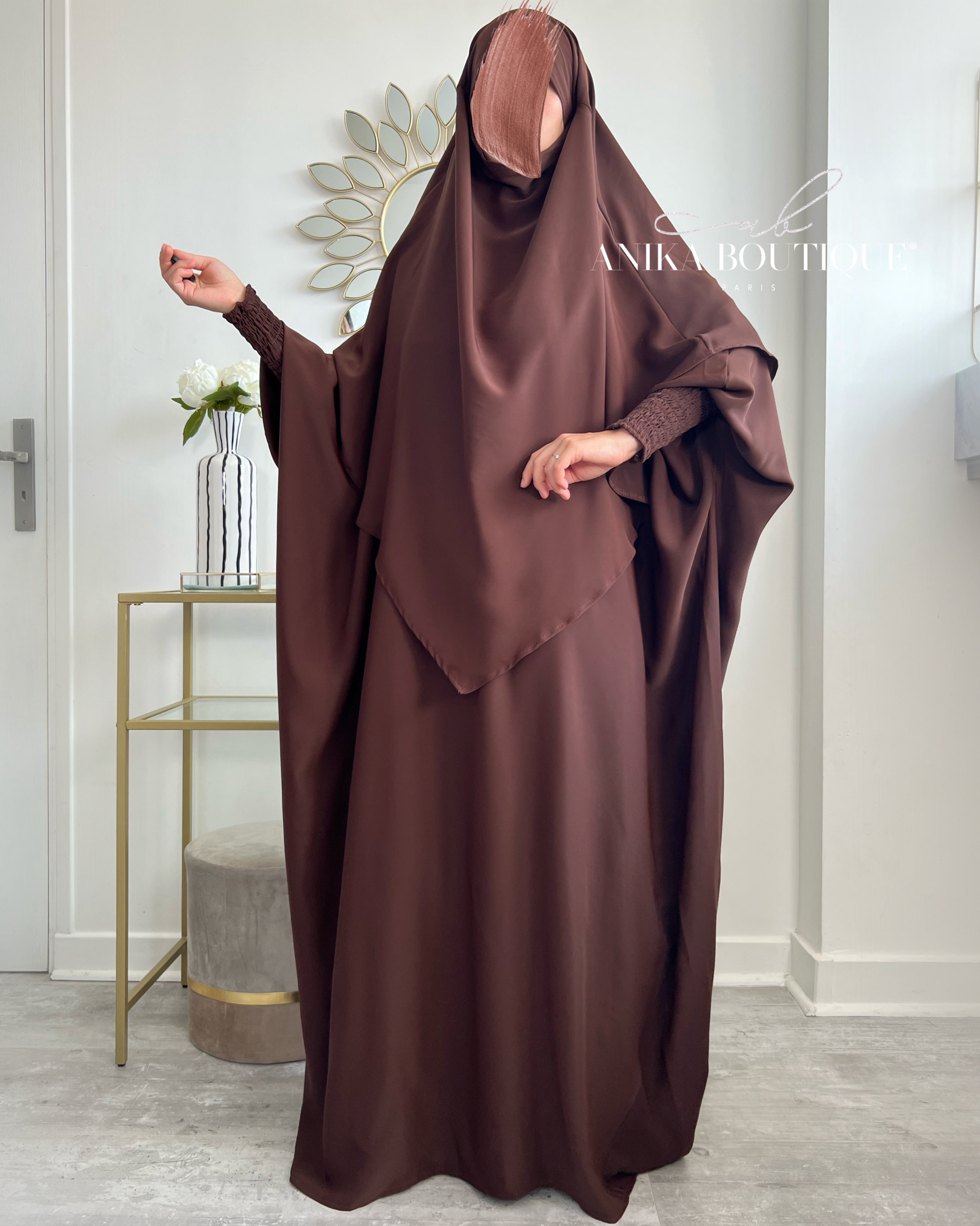 Abaya Leena
