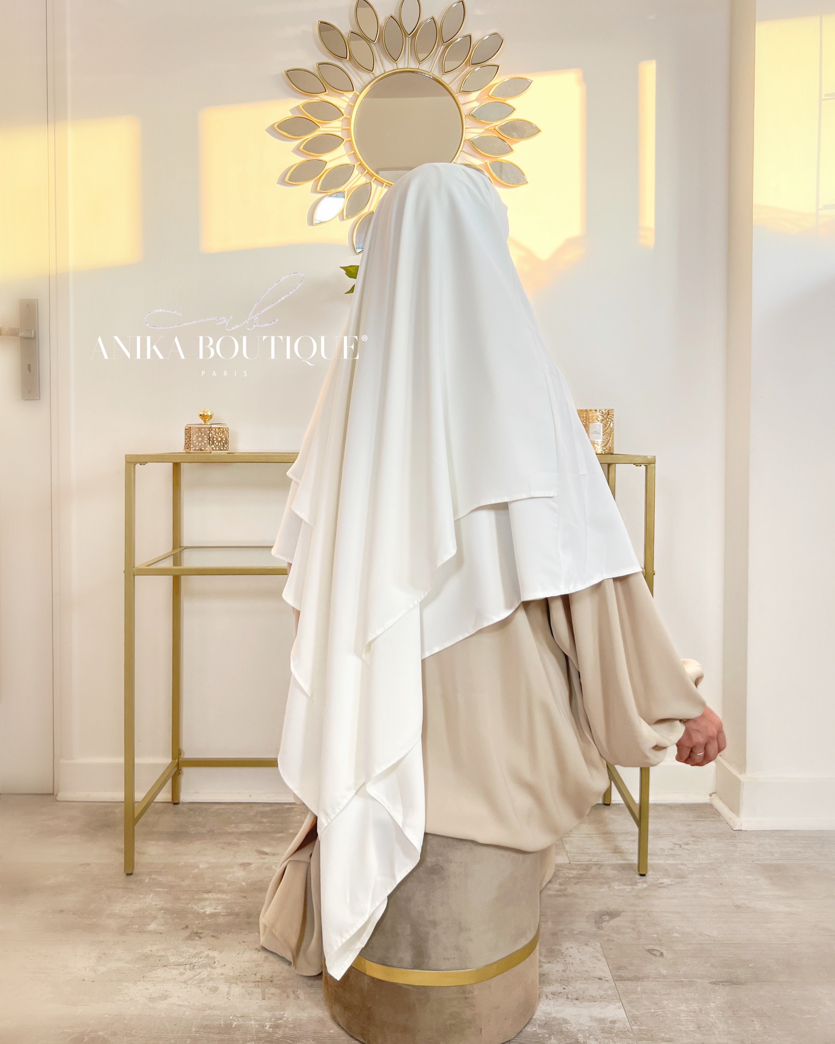 Khimar Rehab – Élégance et Modestie en Soie de Médine