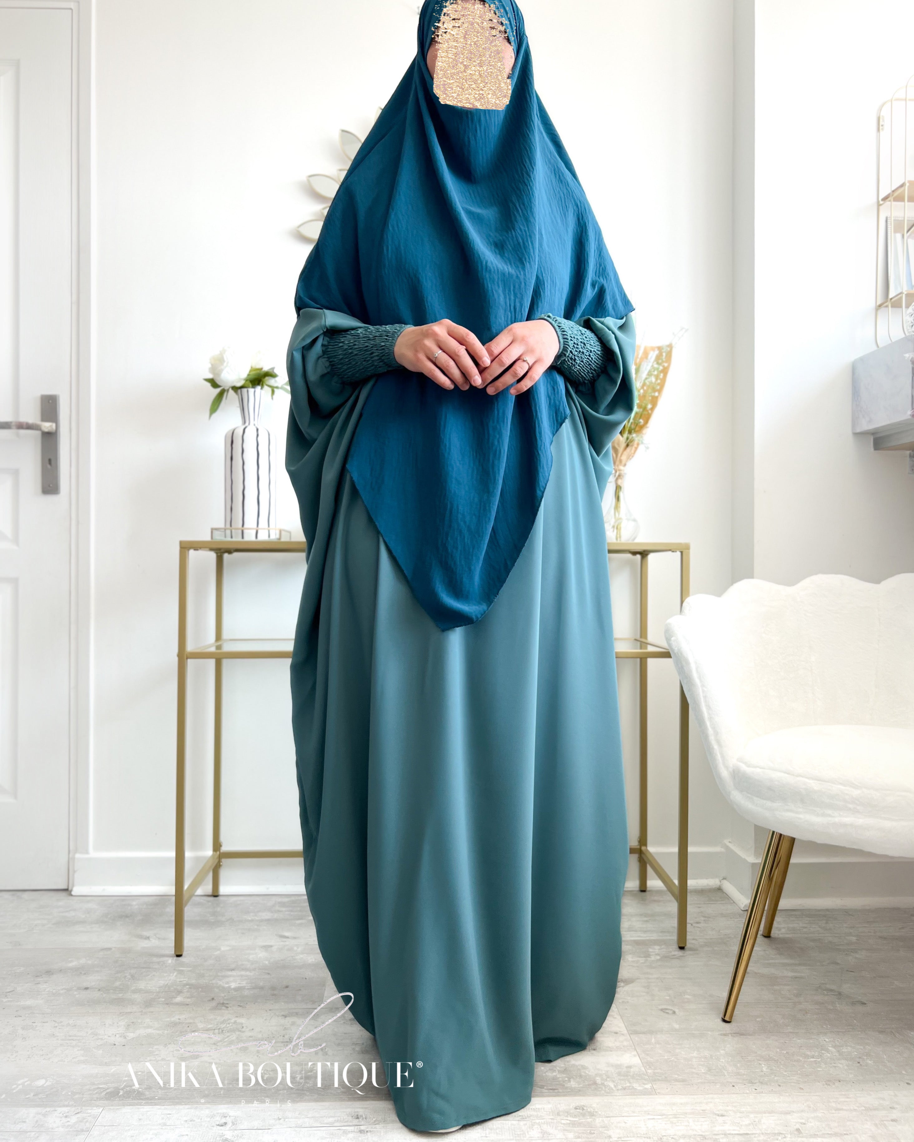 Abaya Leena