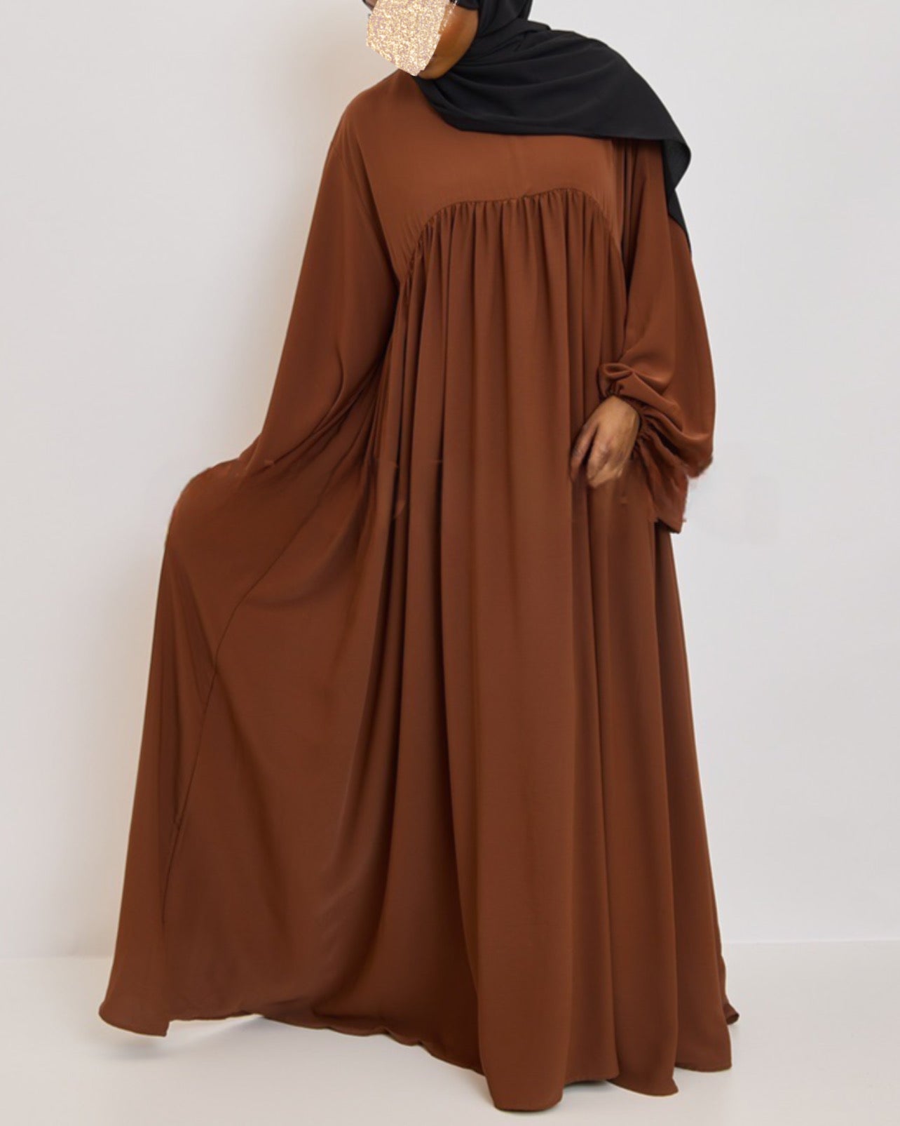 Abaya Naïla Tall pour sœur 1m80