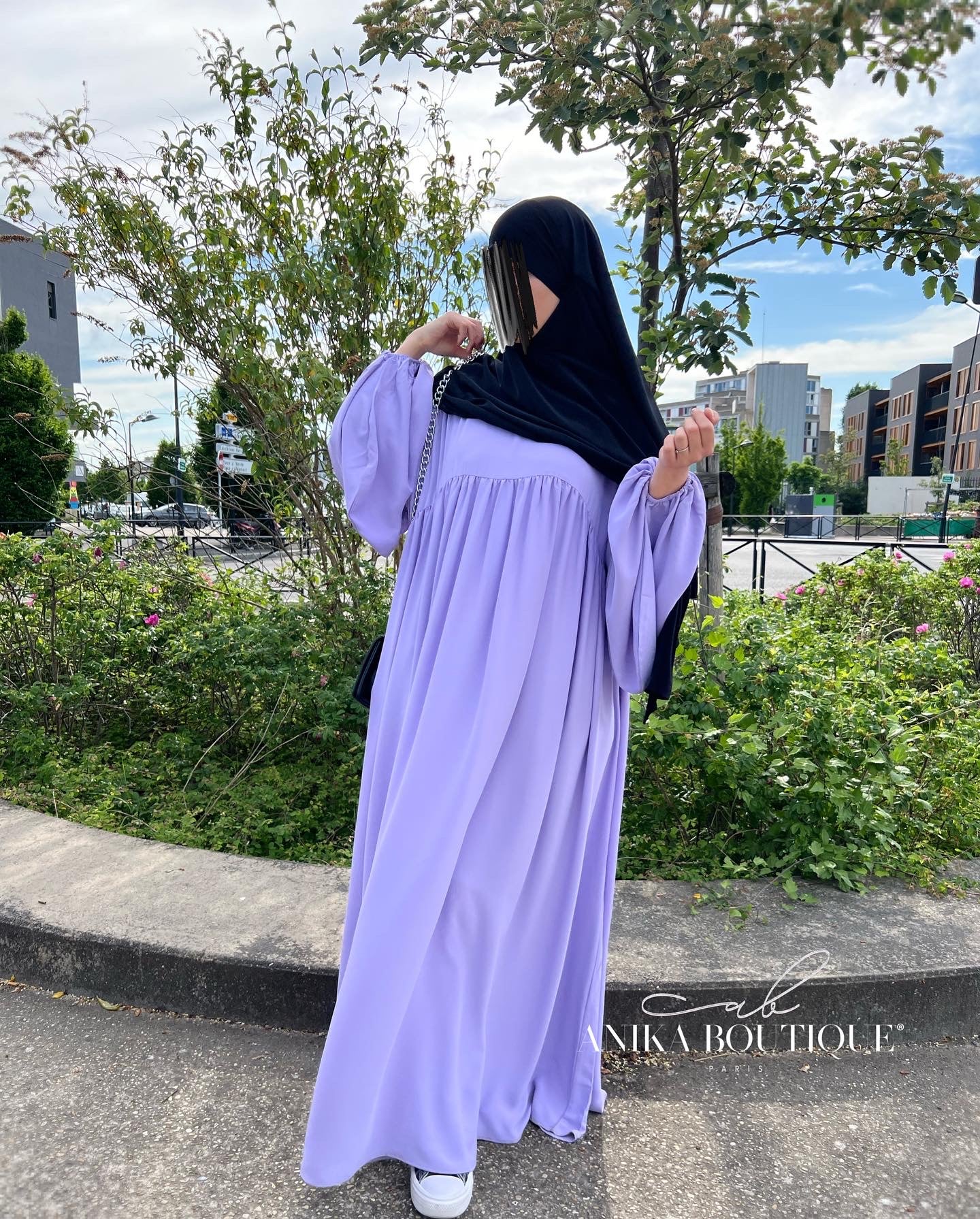 Abaya Naïla - Élégance et Confort avec Manches Bouffantes