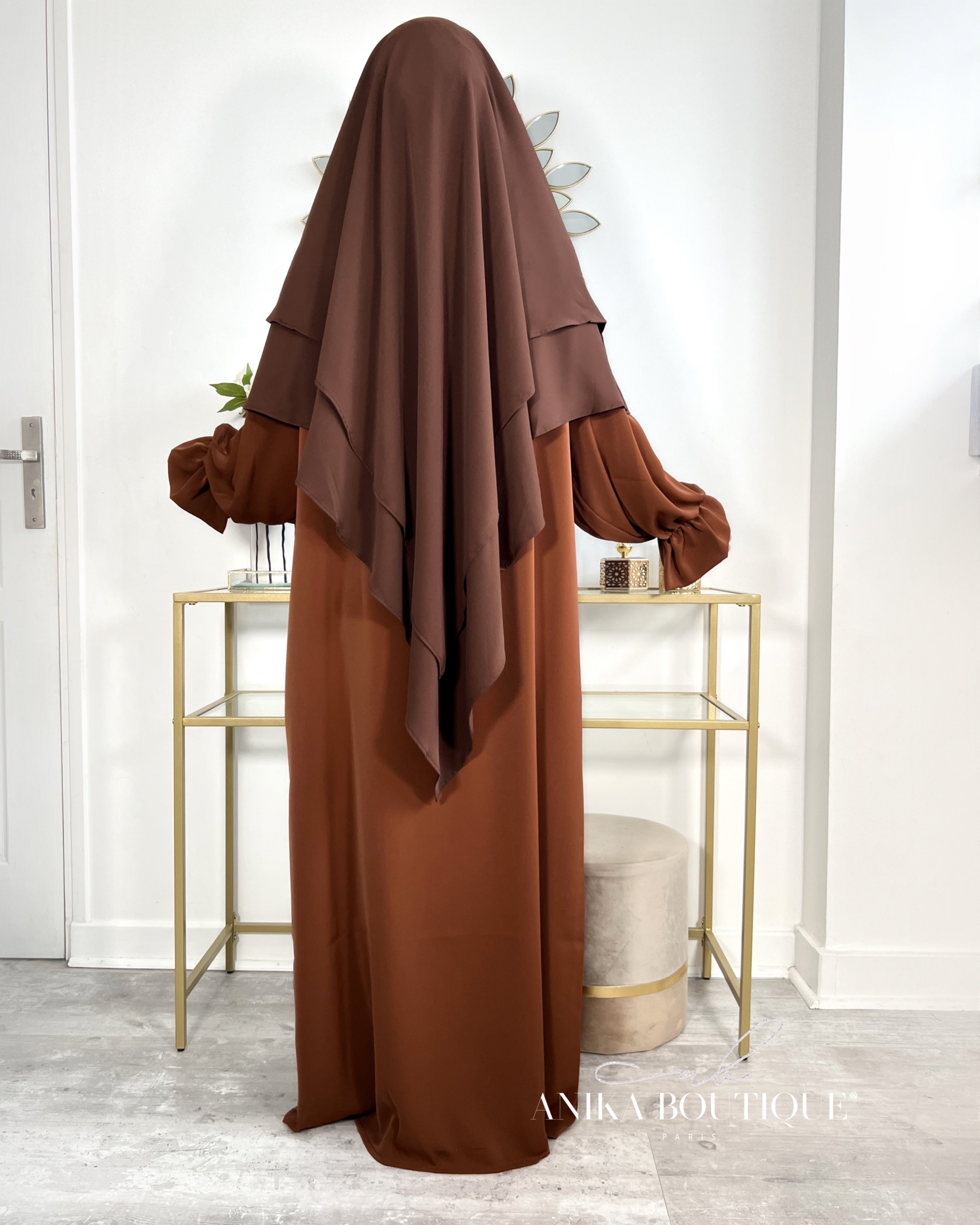 Khimar Rehab – Élégance et Modestie en Soie de Médine