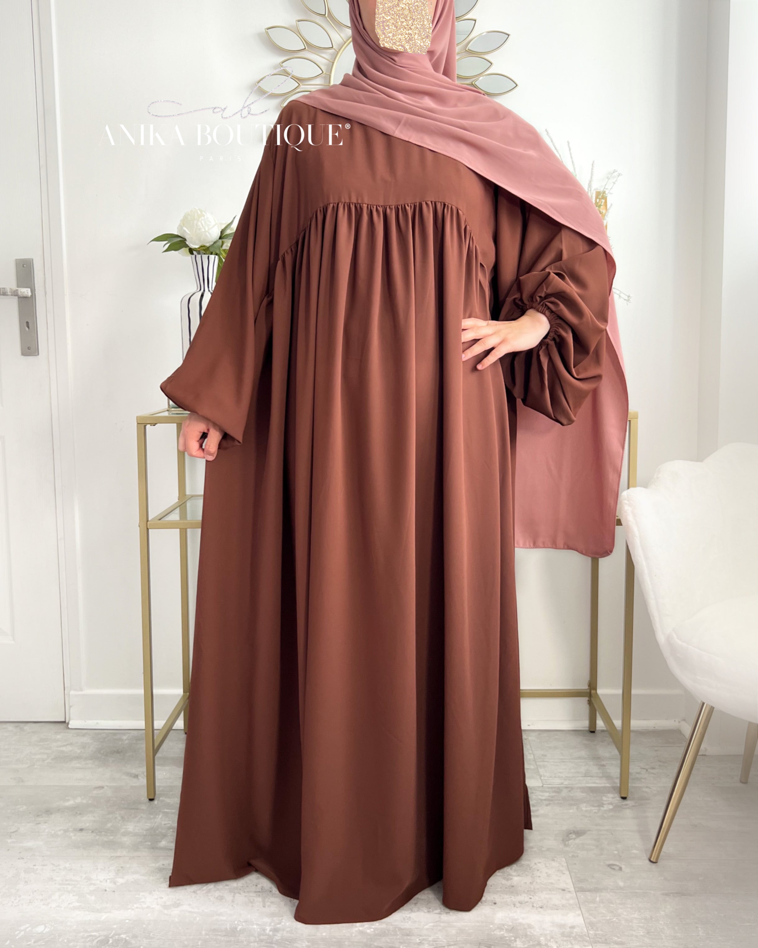 Abaya Naïla Tall pour sœur 1m80