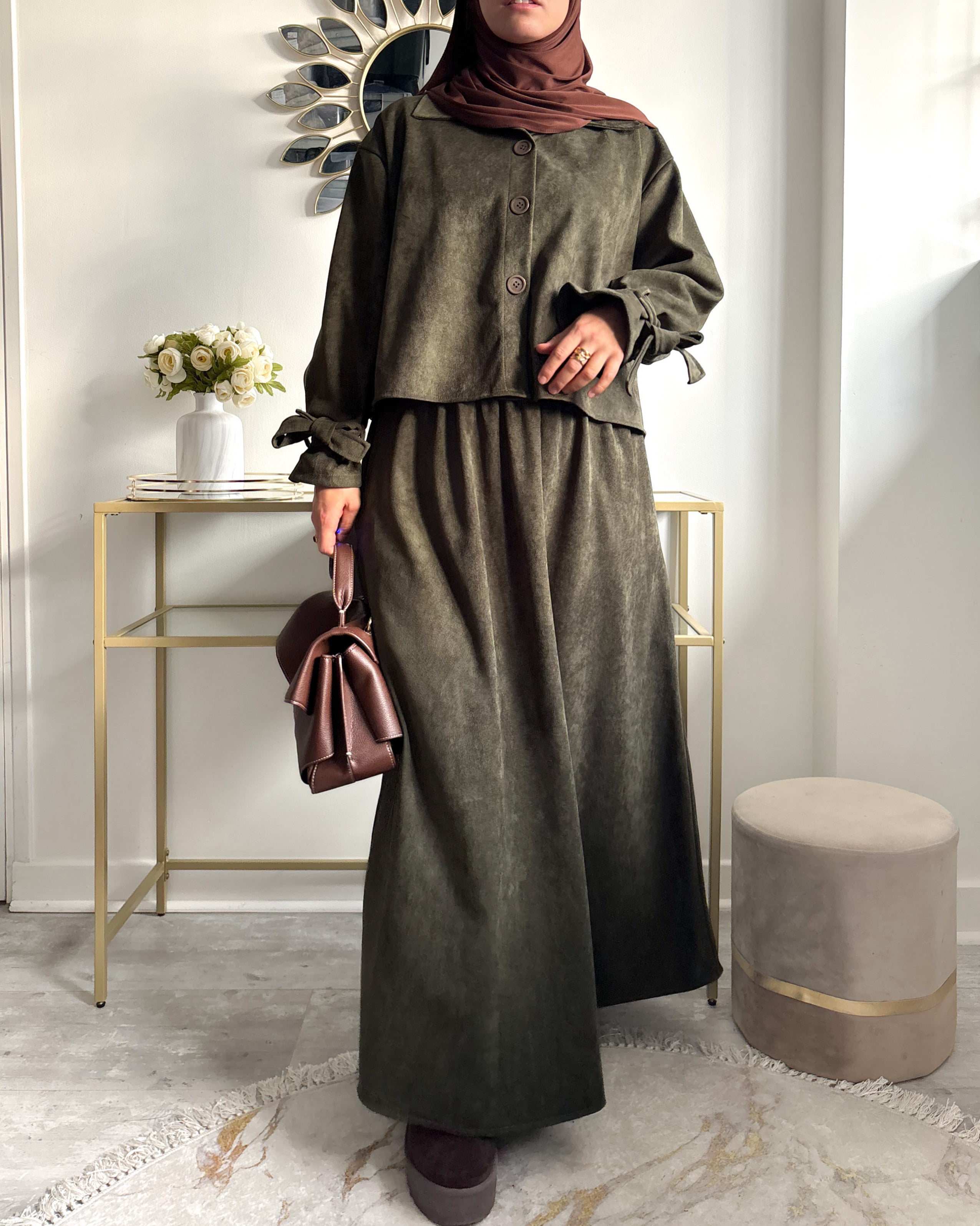 Ensemble suédine – Jupe longue & chemise courte