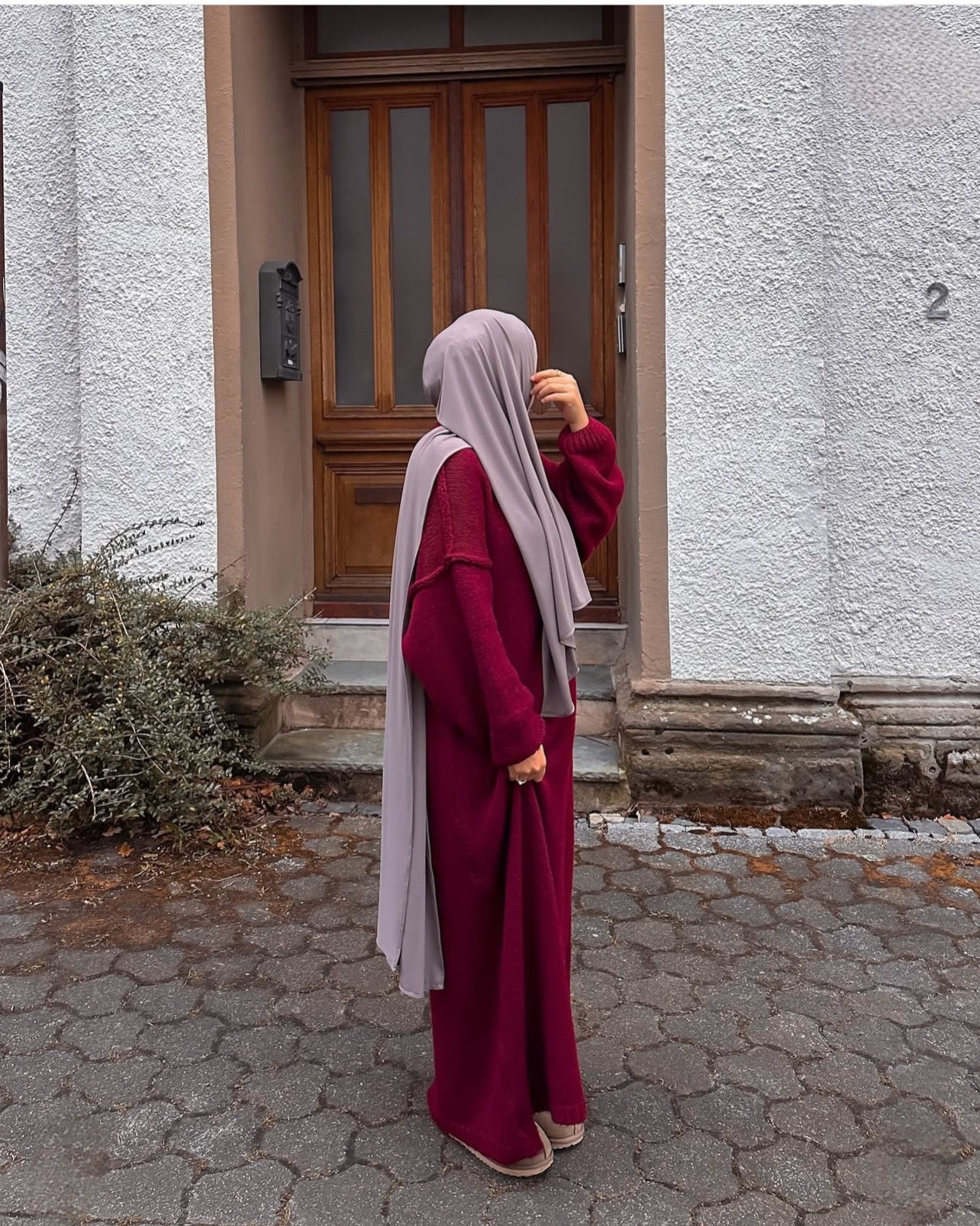 Pull Maxi Long en Maille Douce - Bordeaux & Noir | Modest Fashion Hiver