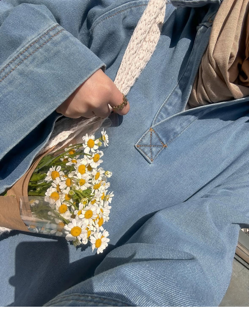 Abaya Oversize en Denim – Style Moderne et Modestie Parfaite