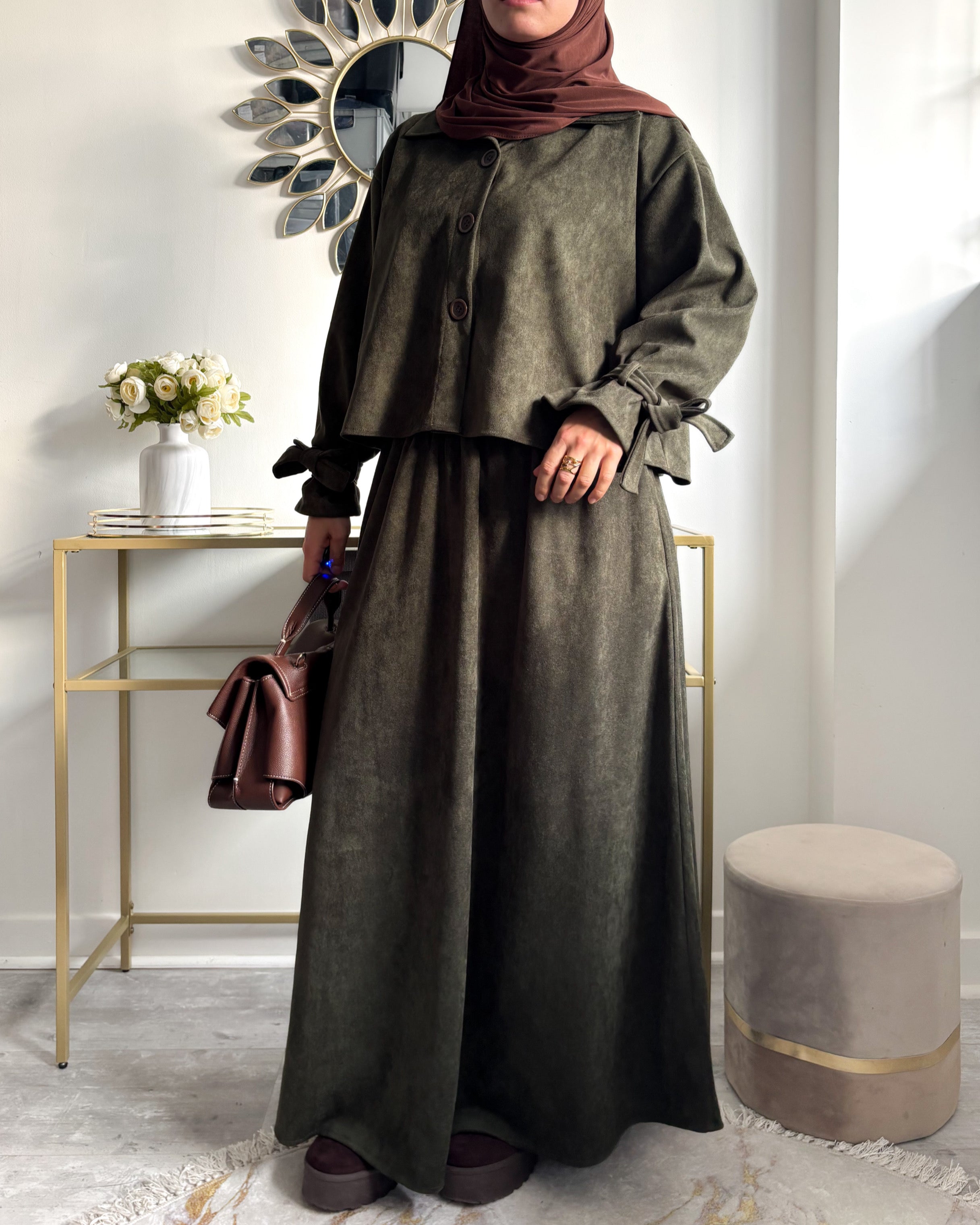 Ensemble suédine – Jupe longue & chemise courte