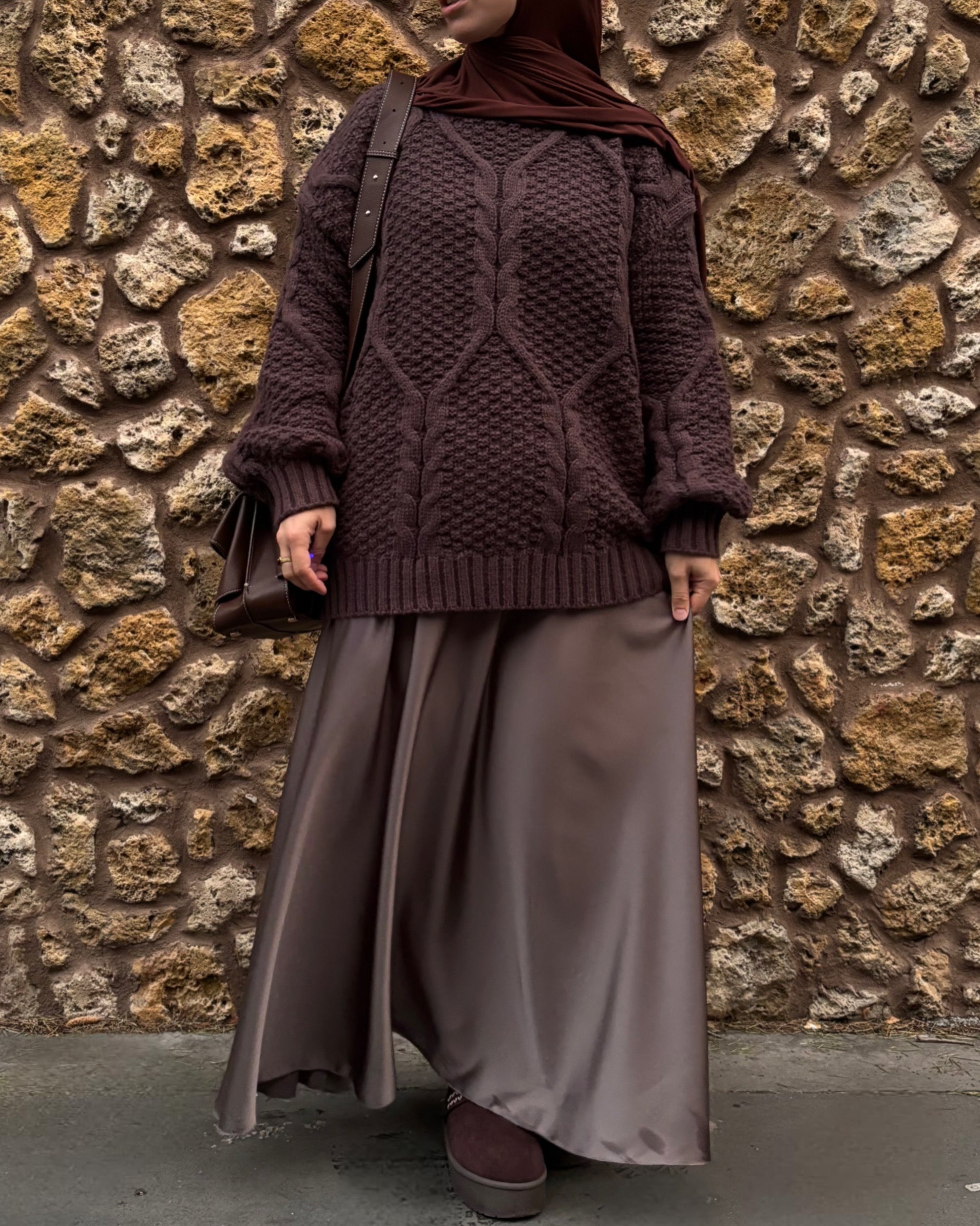 Pull Maille Texturé Marron Glacé – Élégance & Chaleur Modeste